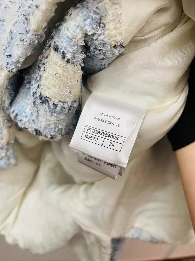 Chanel Chanel Ice blue sequin tweed jacket 2504-Nextarrow Size XXS / US 00 / IT 34 - 3 Thumbnail