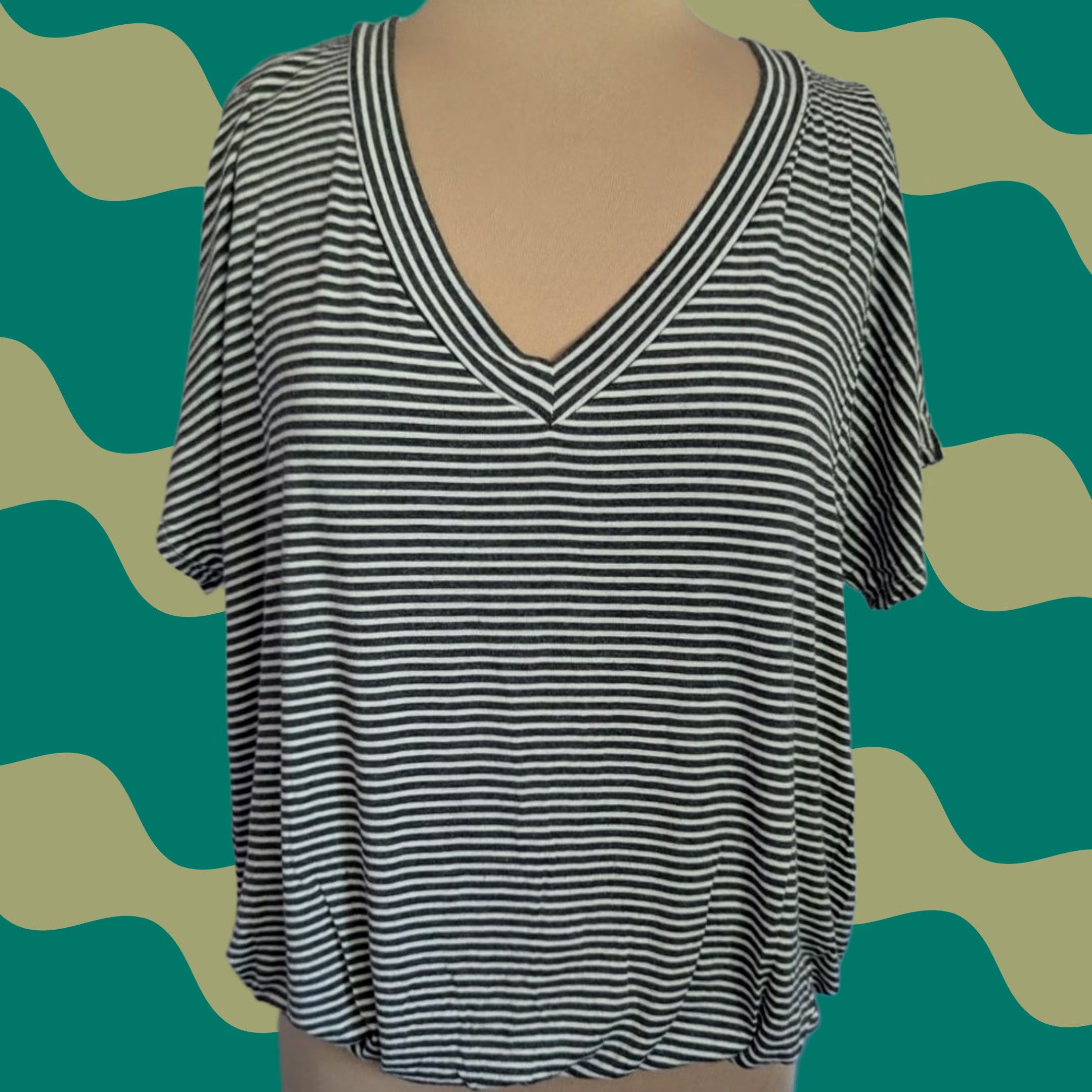 Nautica Entro Grey White Striped V-Neck Short Sleeve Bubble Hem Shirt Top Nautical Minimalist Jersey T-Shirt Womens M Glass Gray Size M / US 6-8 / IT 42-44 - 1 Thumbnail