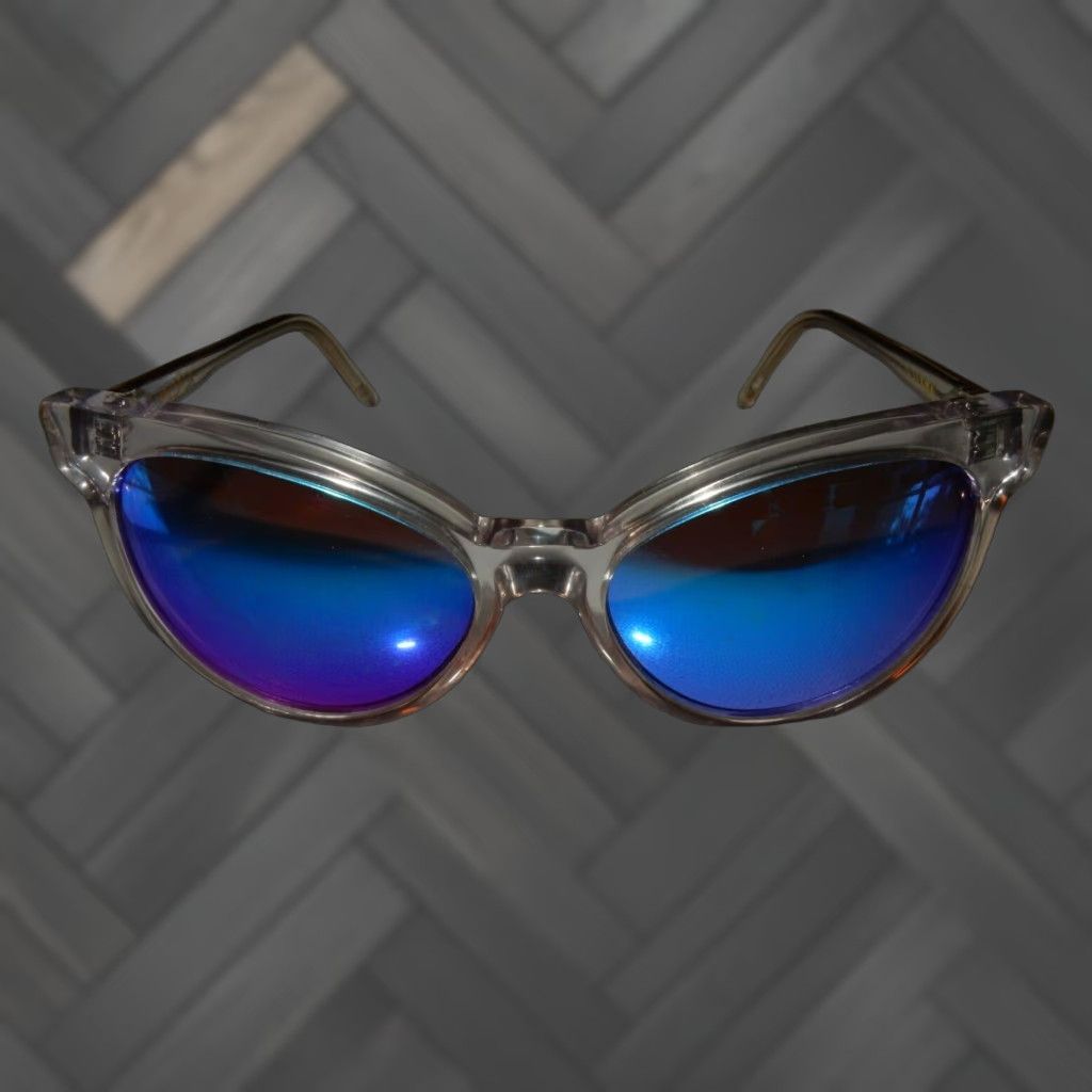 Wildfox VINTAGE Wildfox Sunglasses Women Cat Eye Blue Lens Clear Frame Fashion Size ONE SIZE - 1 Thumbnail