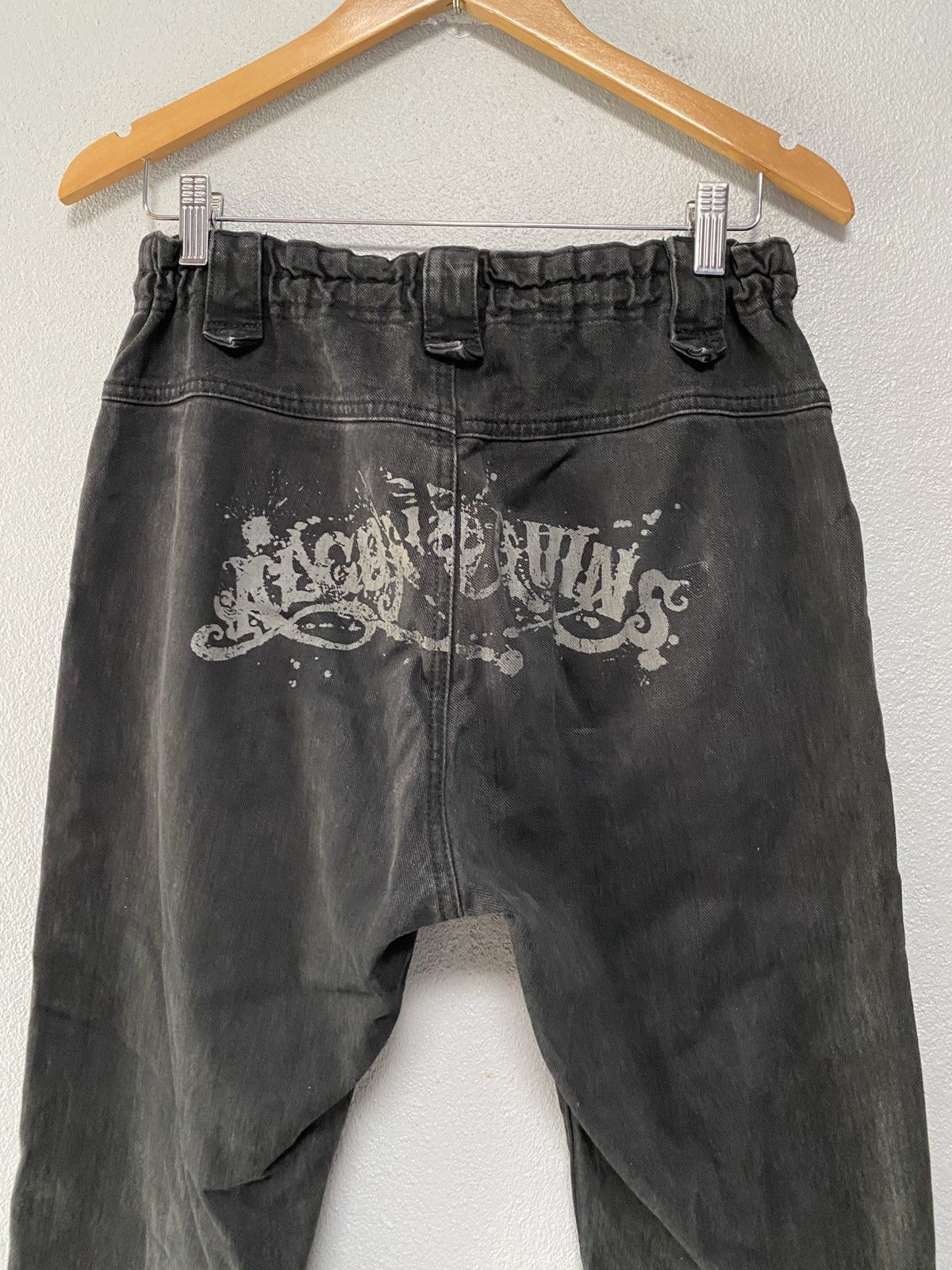 Algonquins stud distressed jeans if six was nine style