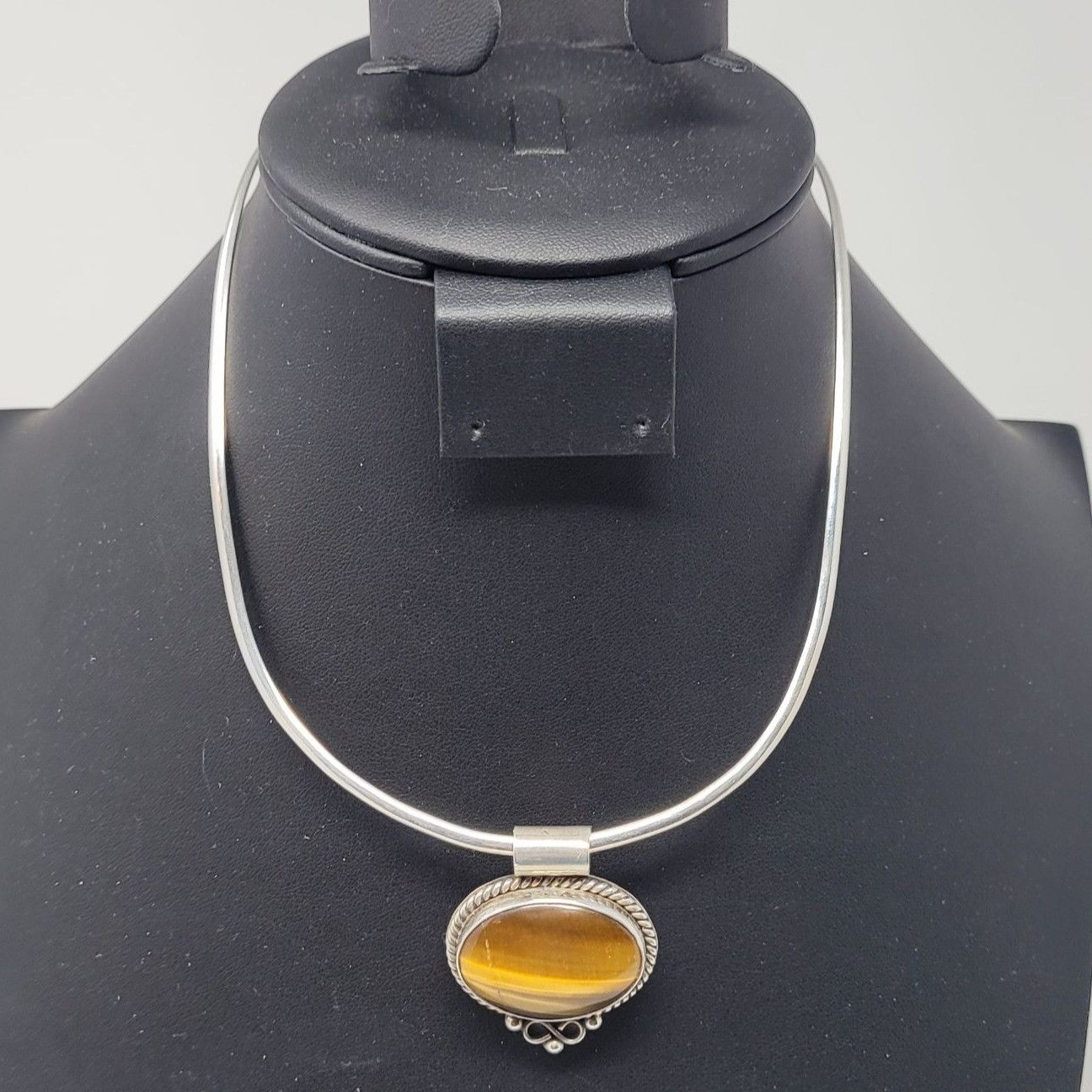 Handmade Signed 925 Artisan Tigers Eye Oval Pendant Silver Torque Cho Size ONE SIZE - 15 Thumbnail