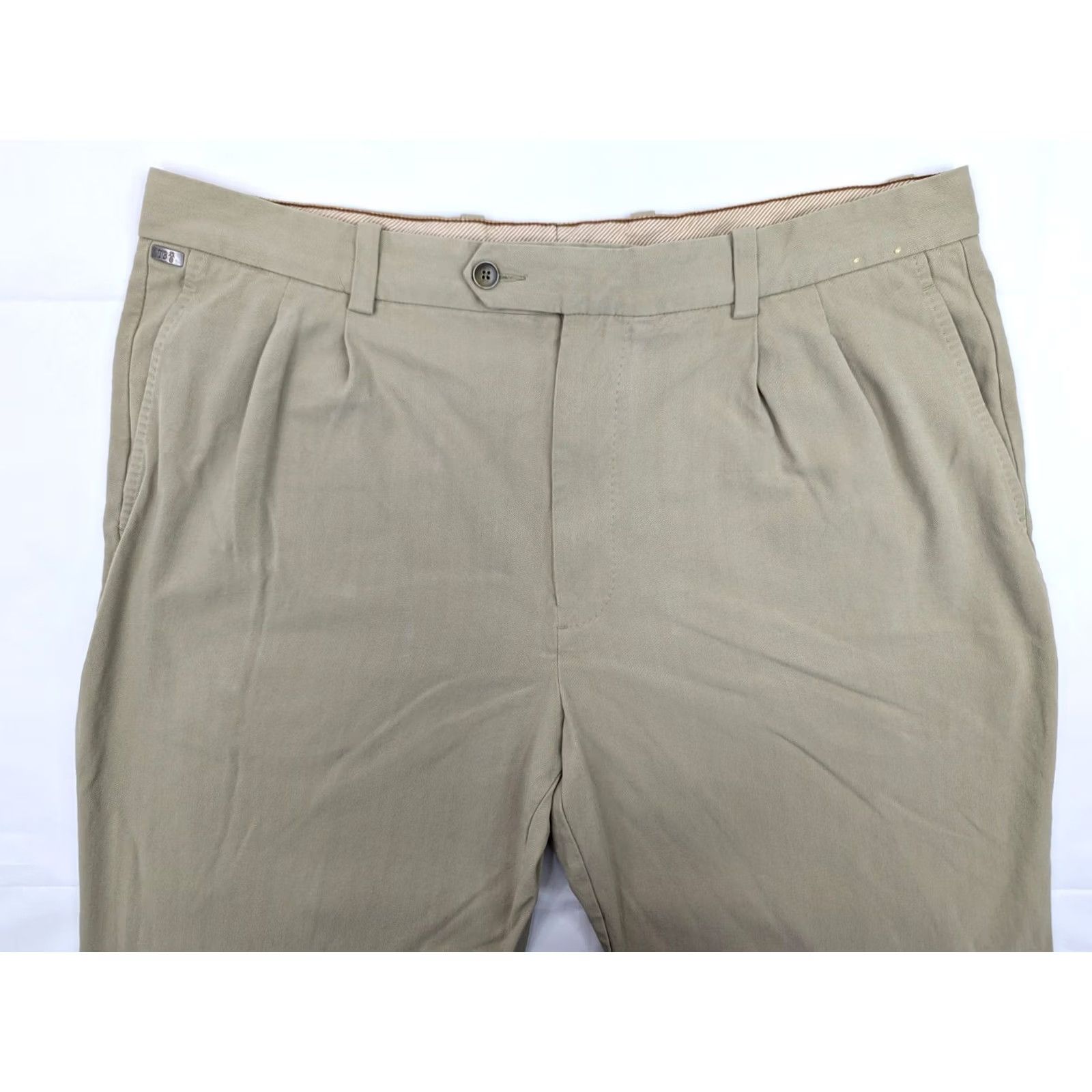 Tommy Bahama Tommy Bahama Silk Pants Beige 37x31 Dress Pants Mens Silk Blend Classic Pleated Front Button Zip Pocket Casual Business Travel Resort Wear Size US 37 - 4 Thumbnail
