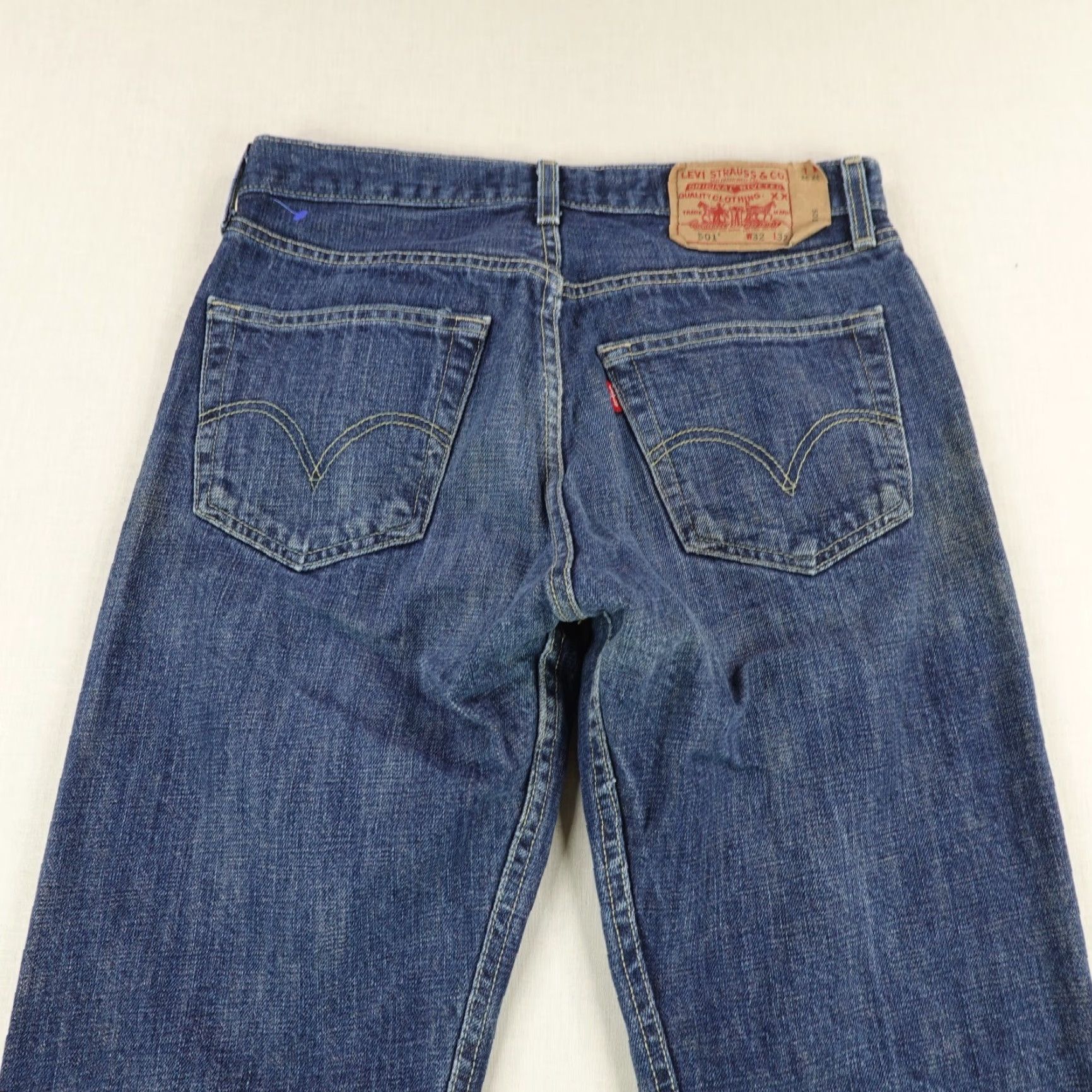 Levi's VINTAGE Levi's 501 Jeans Mens 32x32 Button Fly Straight Blue Denim Regular 30-32 Pockets Logo Size US 30 / EU 46 - 7 Thumbnail