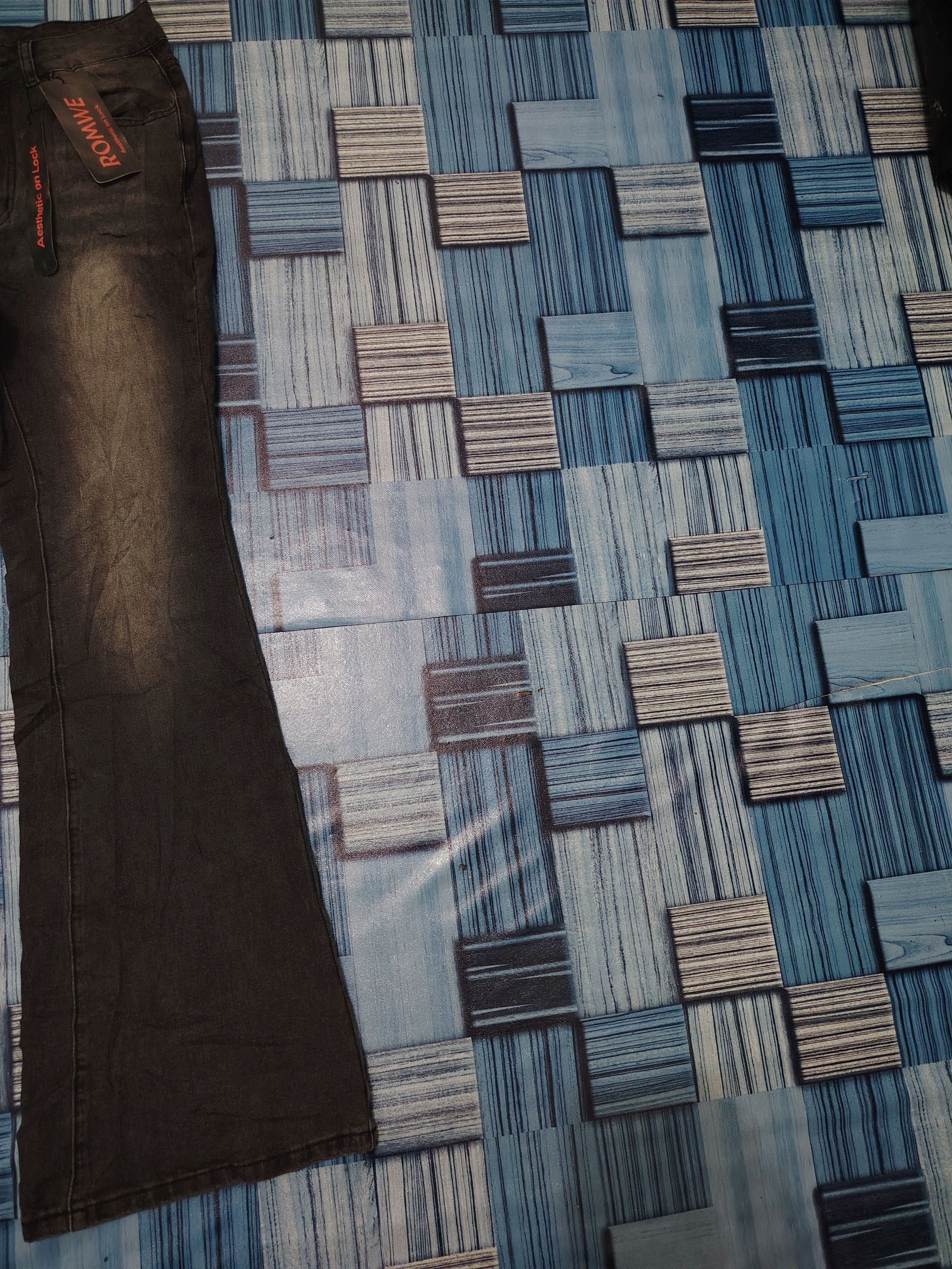 If Six Was Nine Japanese ROMWE Mega Flared Jeans Cross CH style Size US 26 / EU 42 - 4 Thumbnail