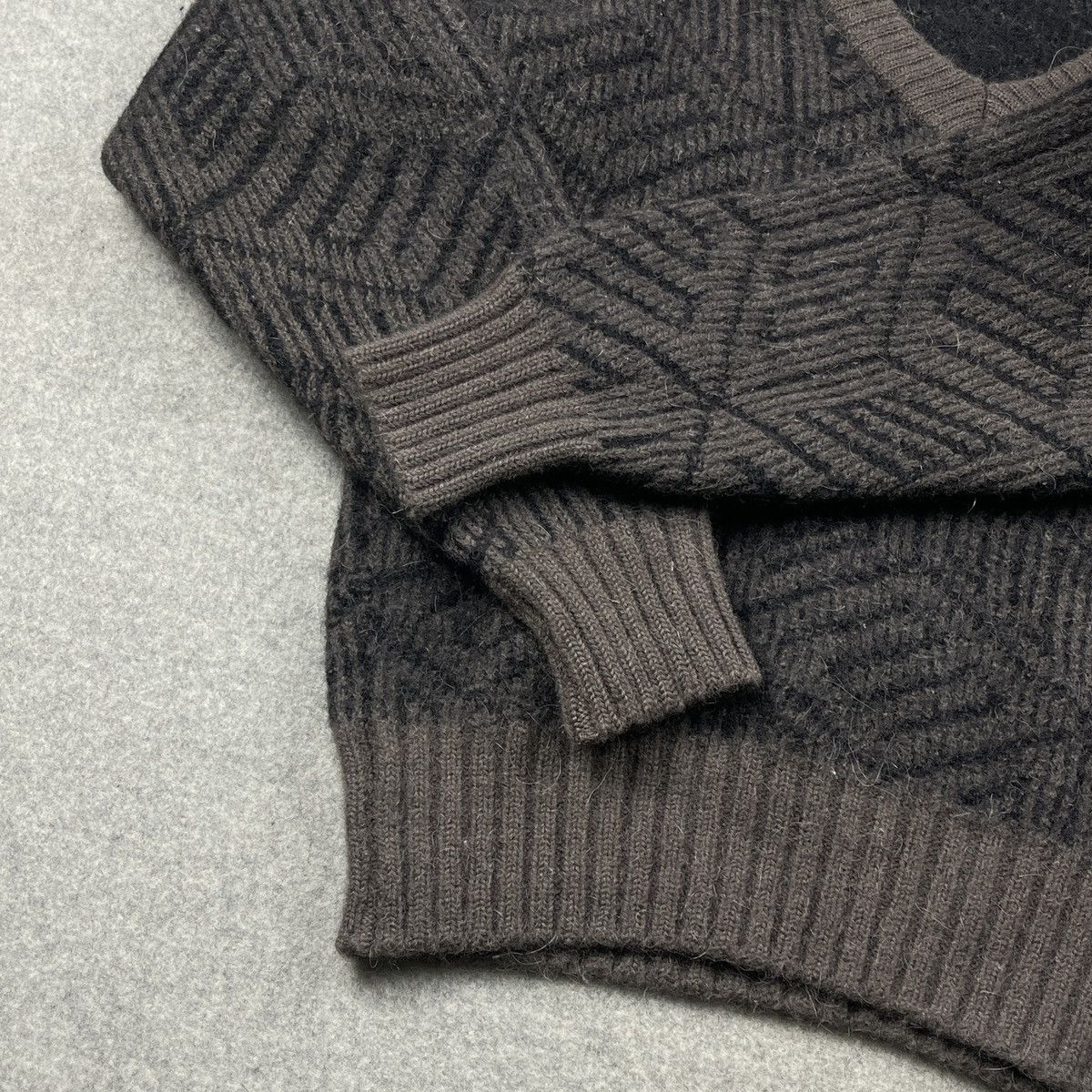 Yves Saint Laurent Ysl yves Saint laurent vintage knited sweaters Size S / US 4 / IT 40 - 6 Thumbnail