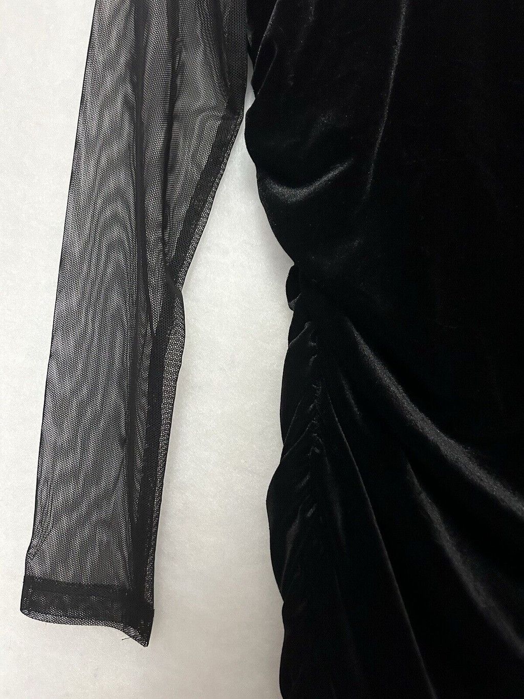 Calvin Klein NWT Calvin Klein Size 8 Soft Velvet Mesh Glam Cocktail Dress Size M / US 6-8 / IT 42-44 - 2 Thumbnail