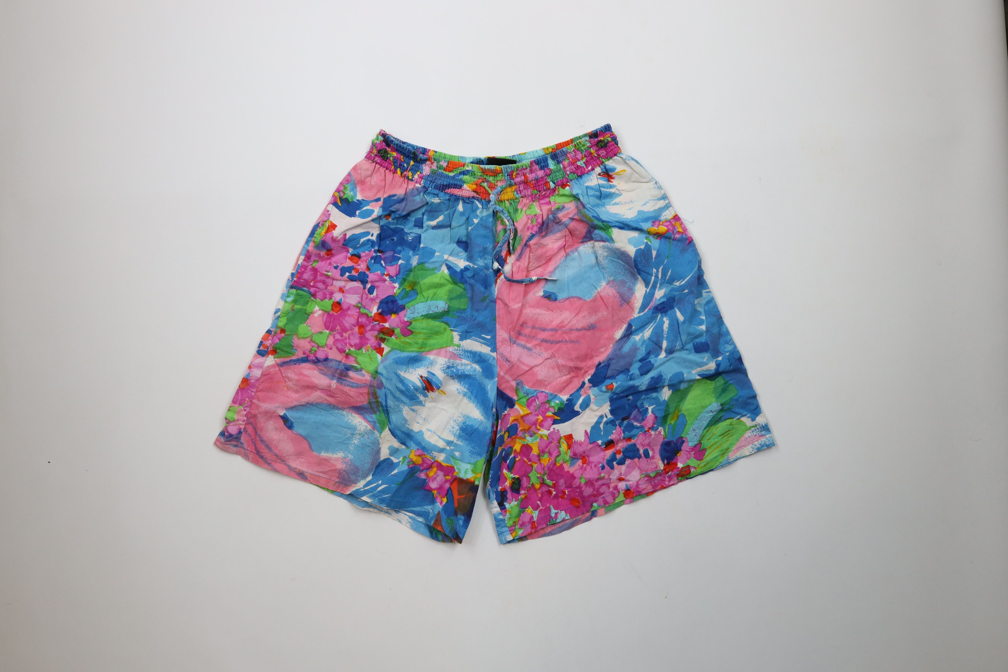 Vintage Vintage 90s Streetwear Abstract Flower Rainbow Shorts Cotton Size 36" / US 14 / IT 50 - 1 Thumbnail