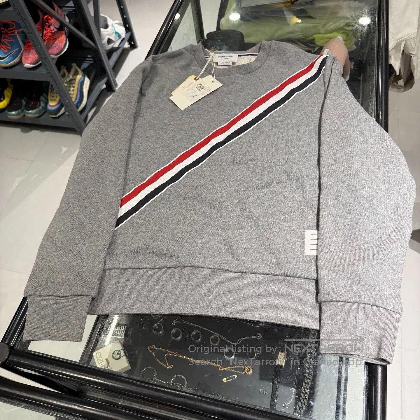 Thom Browne Thom Browne TB Classic Stripe Crewneck Sweatshirt. Size US L / EU 52-54 / 3 - 1 Thumbnail