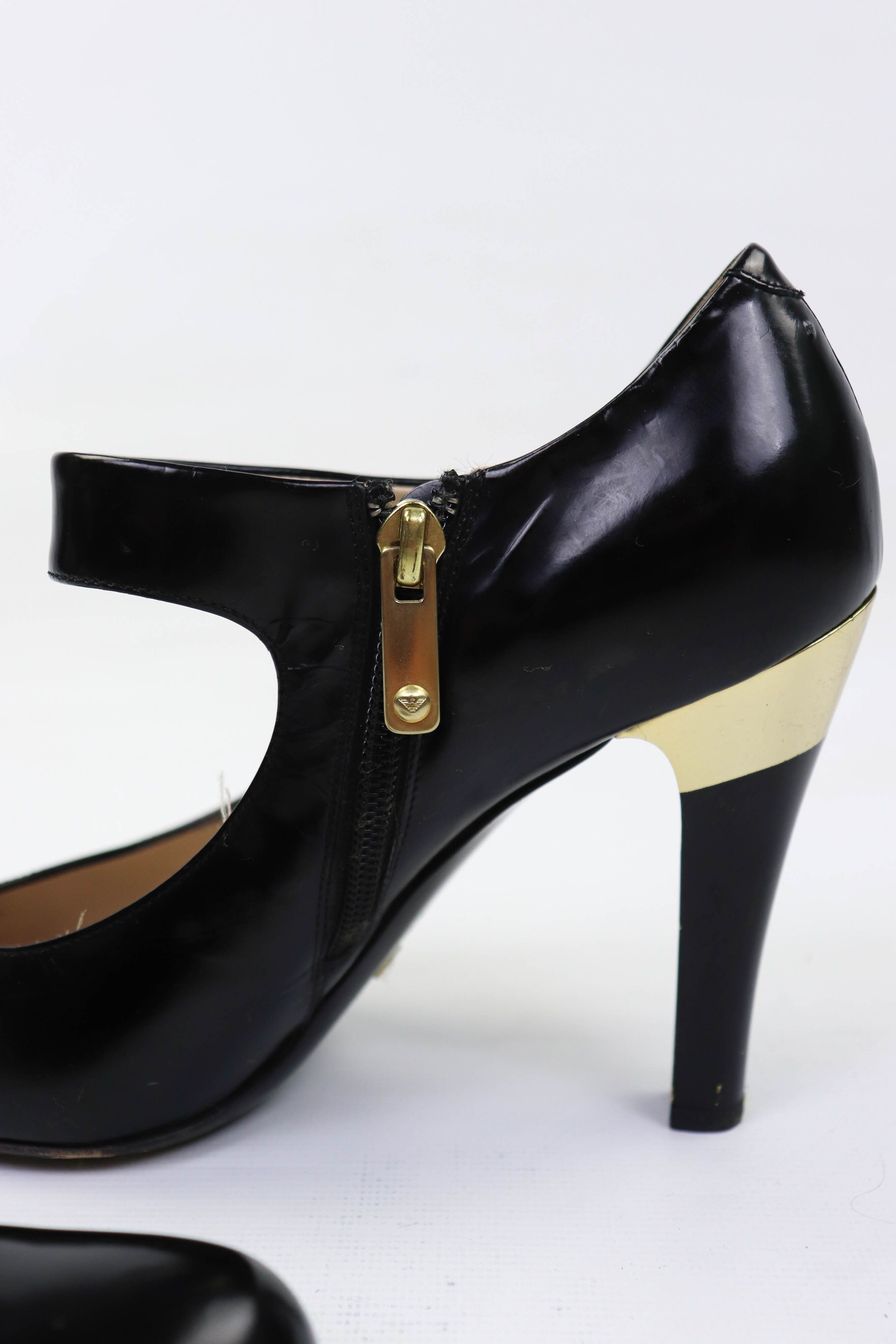 Armani Giorgio Armani Black Leather Mary Jane Pump Shoes Size US 9 / IT 39 - 9 Thumbnail