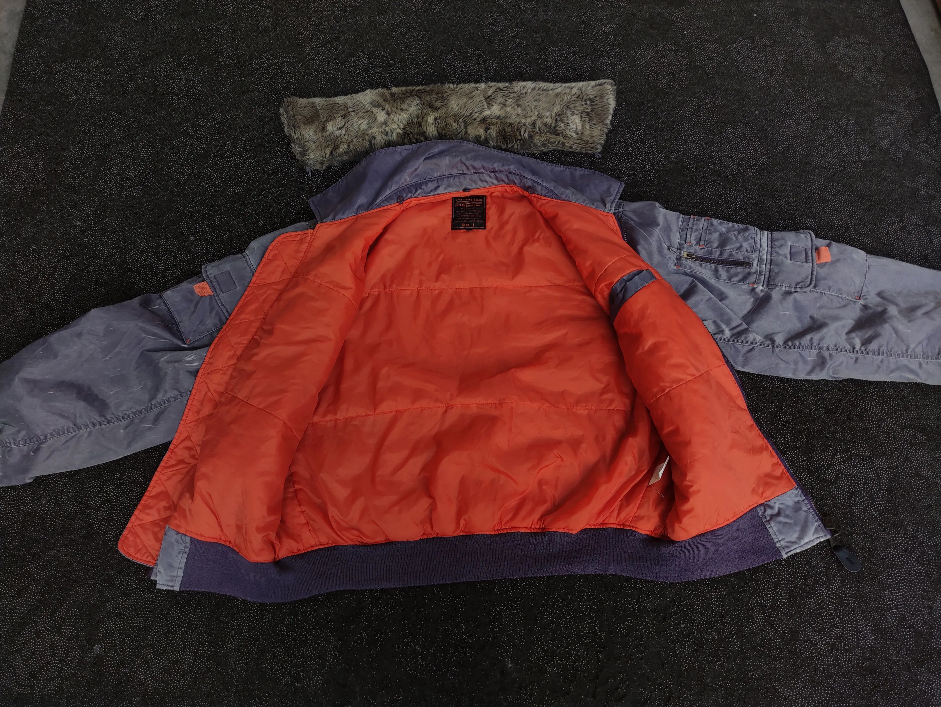 Other Vintage Bomber Flyer's Man MA-1 Sunfaded Jacket J025 Size US L / EU 52-54 / 3 - 12 Thumbnail