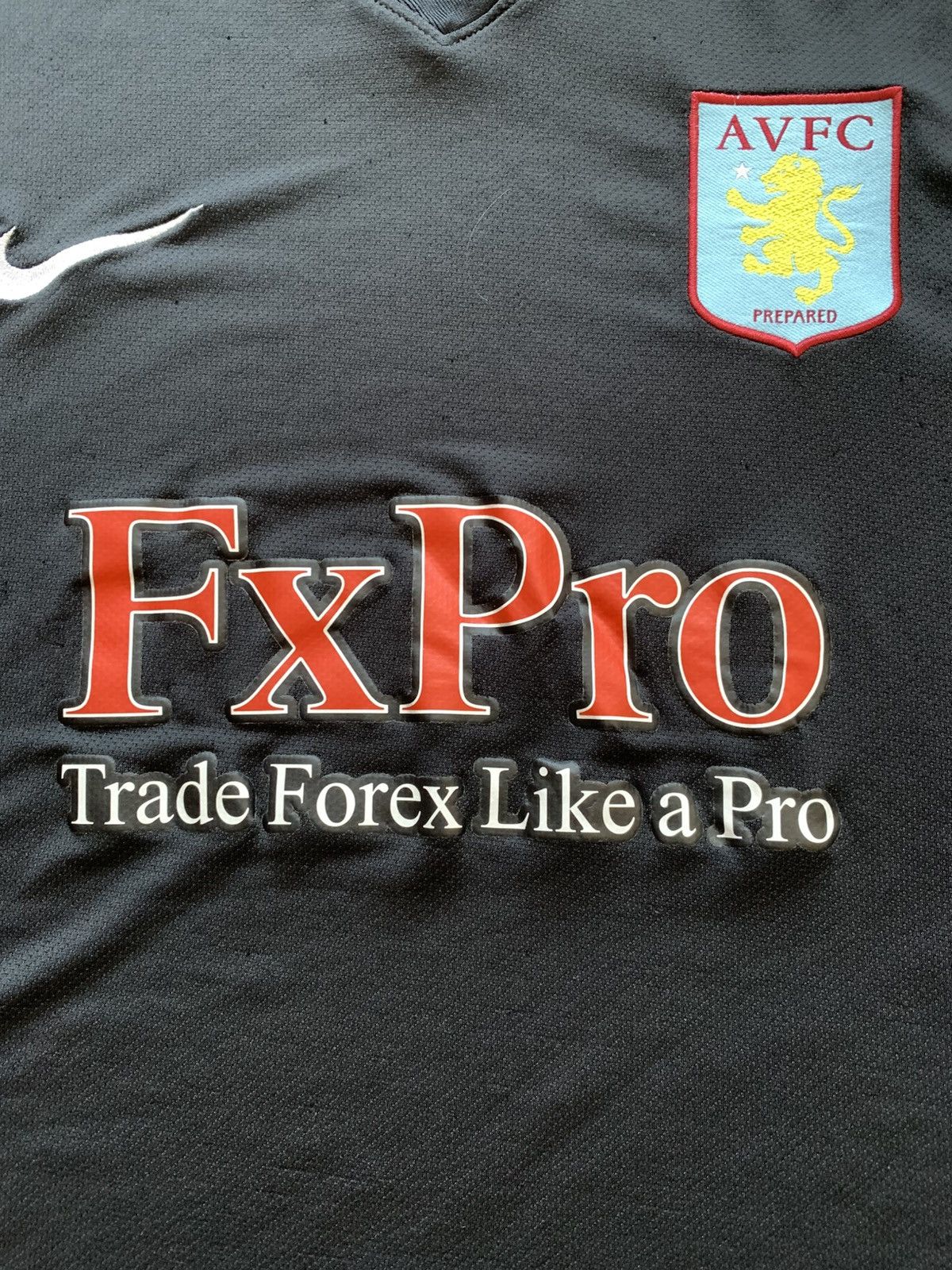 Nike 🔥NIKE ASTON VILLA 2010 2011 AWAY SOCCER JERSEY SHIRT Size US XL / EU 56 / 4 - 5 Thumbnail