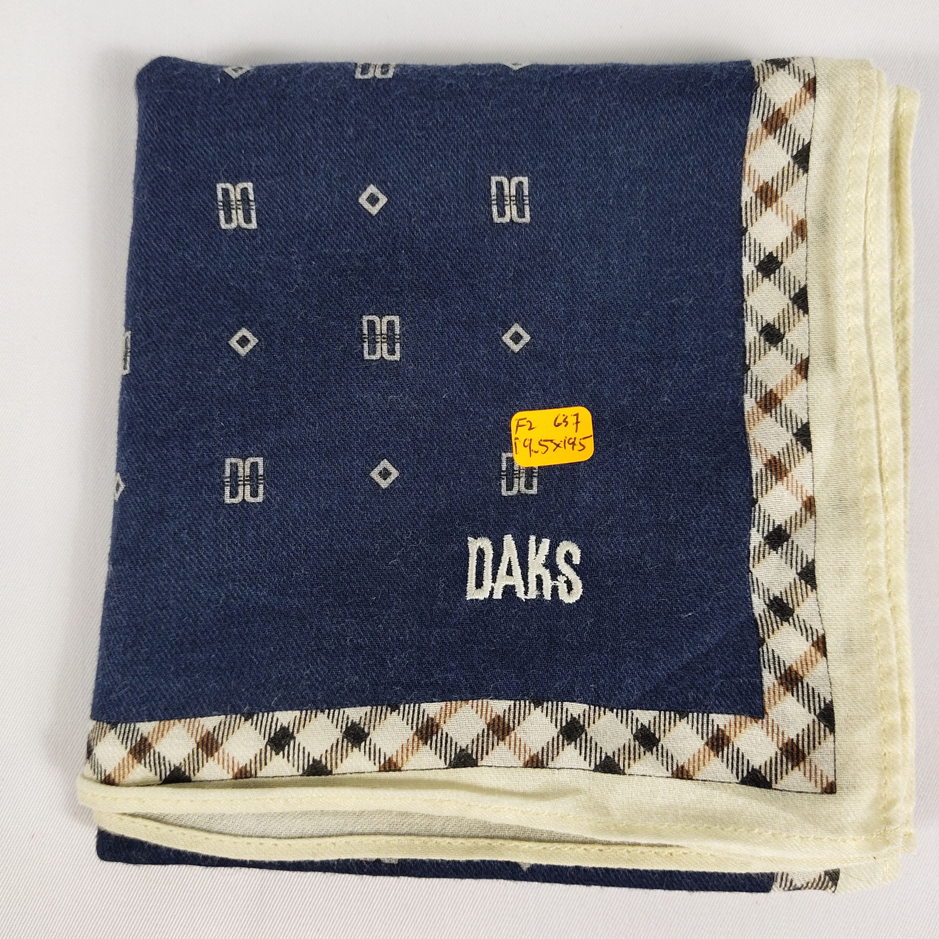 DAKS × Vintage Daks Handkerchief / Neckerchief / Bandana FZ637 Size ONE SIZE - 2 Thumbnail