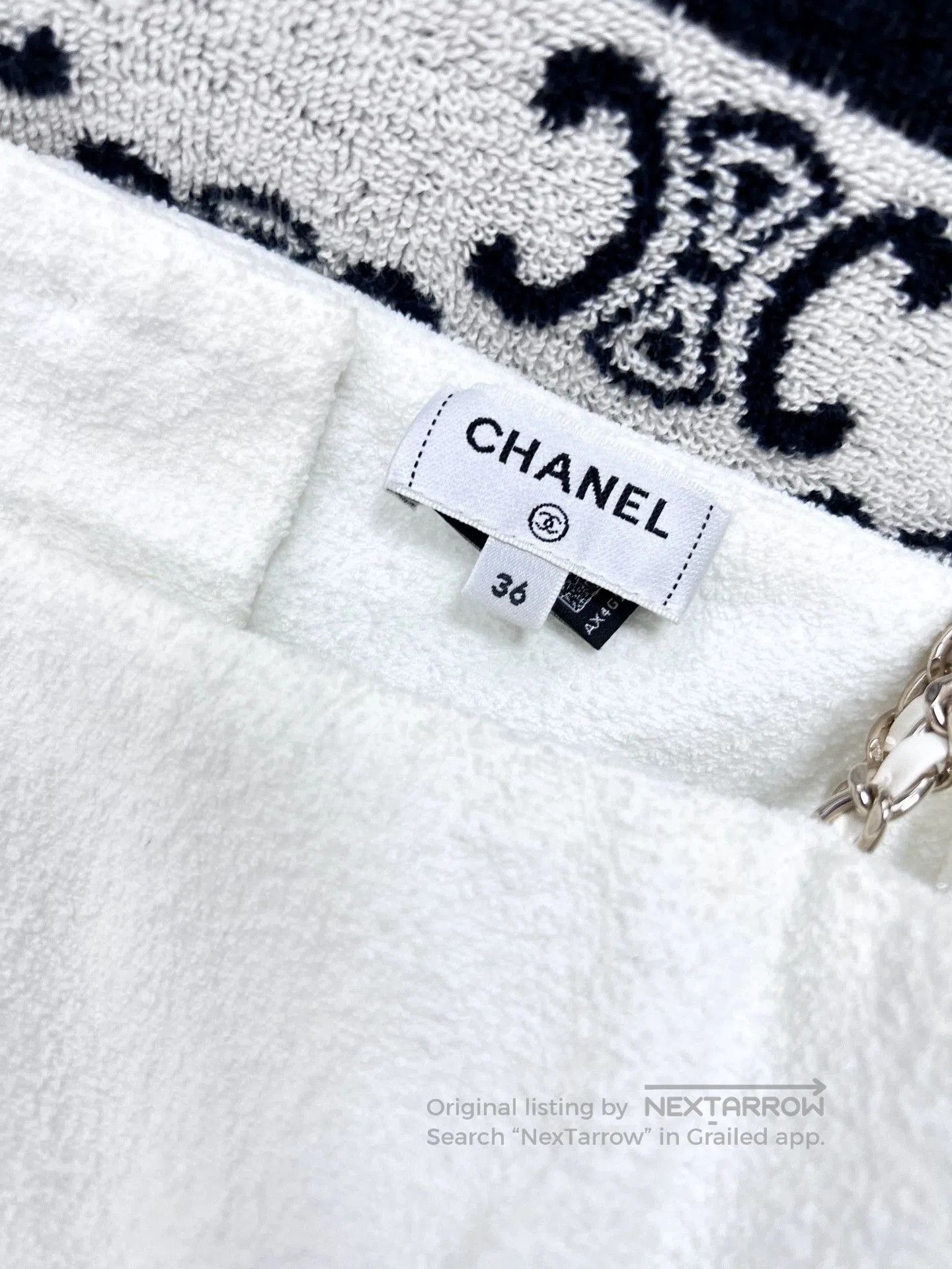 Chanel Chanel 22S Black White Backless Jumpsuit. Size US 36 / EU 52 - 6 Thumbnail