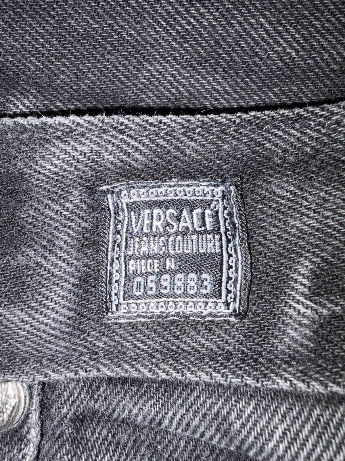 Versace Jeans Couture Versace Jeans Couture Vintage Denim Size US 33 - 5 Thumbnail