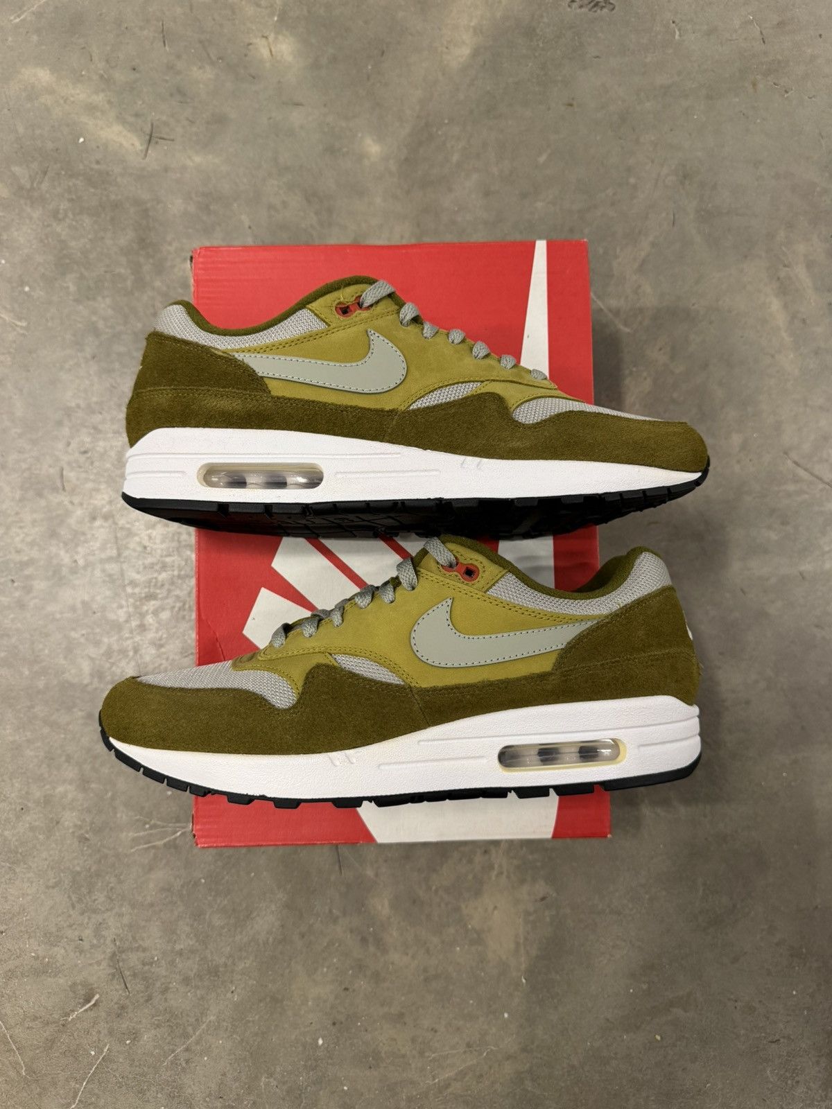 Nike Nike Air Max 1 Premium Retro Green Curry Size 10.5 Size US 10.5 / EU 43-44 - 2 Thumbnail