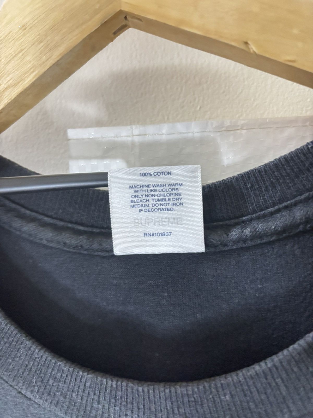 Supreme × Yohji Yamamoto Supreme x Yohji Yamamoto Logo Tee Black FW20 Size US M / EU 48-50 / 2 - 4 Thumbnail