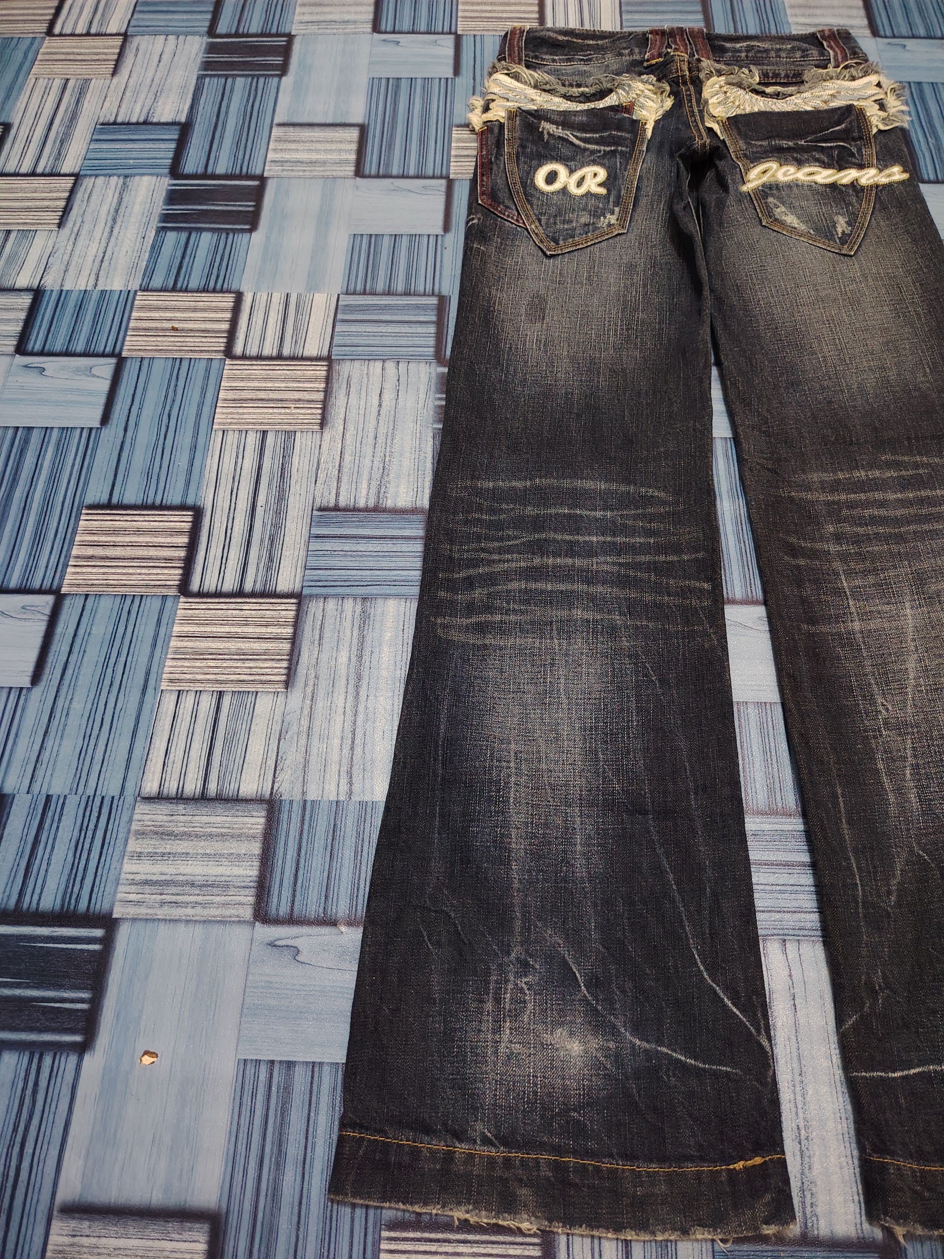Le Grande Bleu (L.G.B.) Japanese Oririn wings embroidery back whiskers flare jeans Size US 28 / EU 44 - 13 Thumbnail