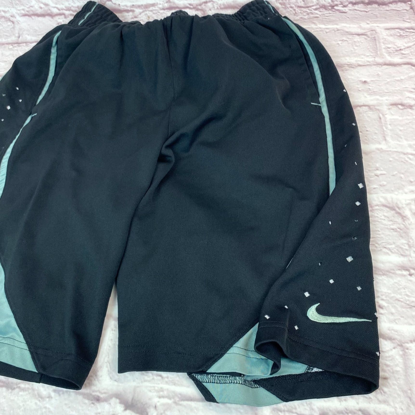 Nike Nike Lebron James Board Shorts Swim Trunks Mens Athletic Logo Drawstring Medium Blue Size US 31 - 3 Thumbnail