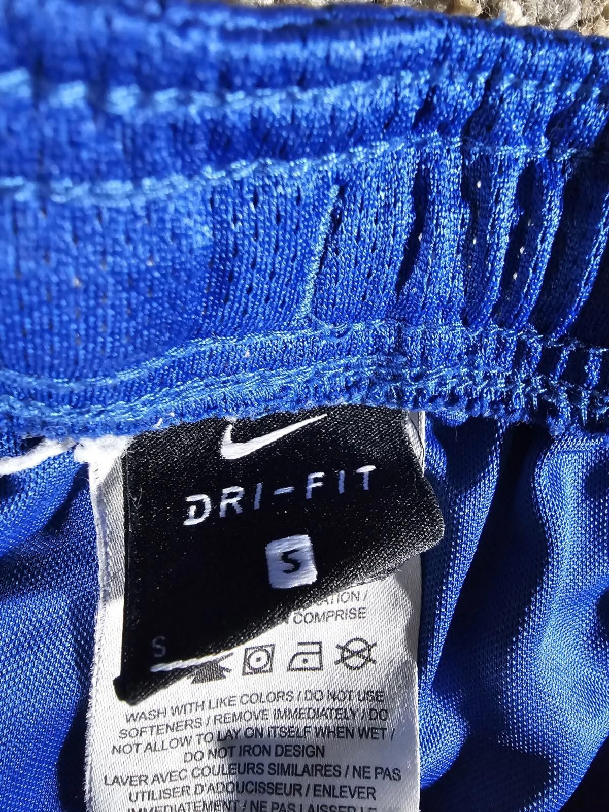 Nike Nike Drifit Kids Small Blue Athletic Shorts Size US 26 / EU 42 - 4 Thumbnail