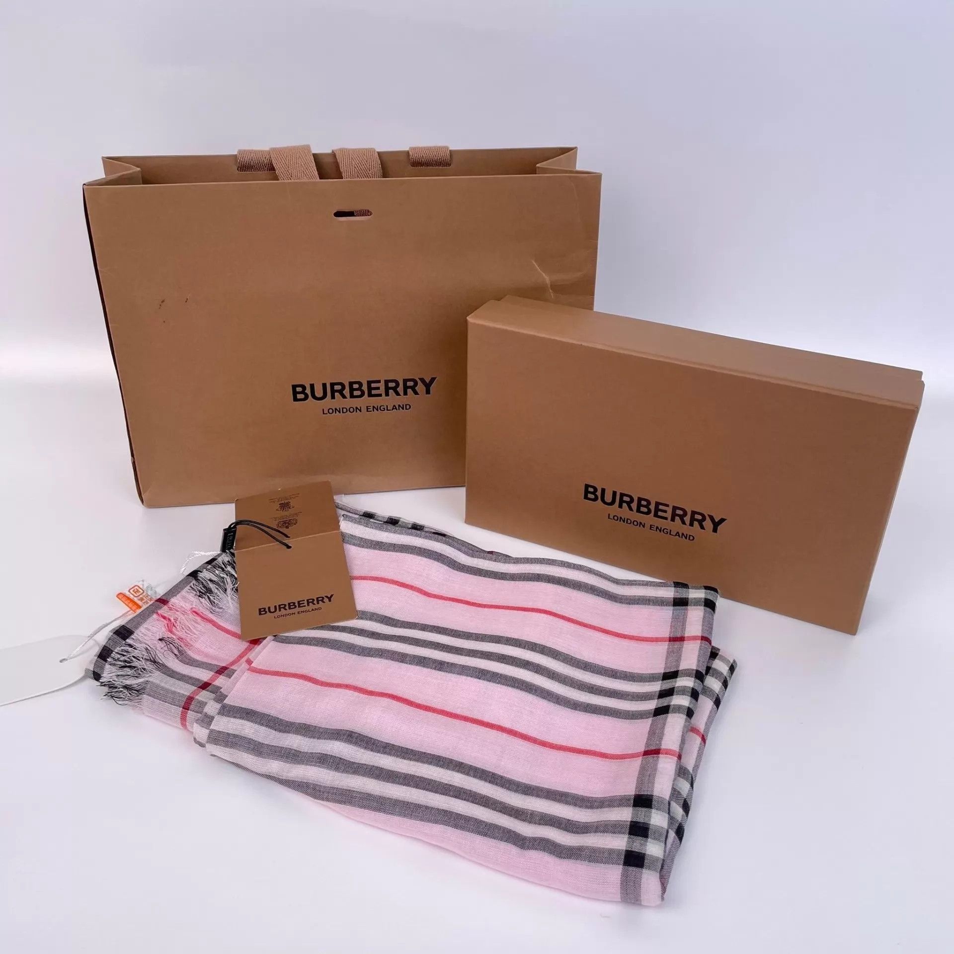 Burberry Burberry 220×70 Scarf New With Tags Size ONE SIZE - 1 Thumbnail
