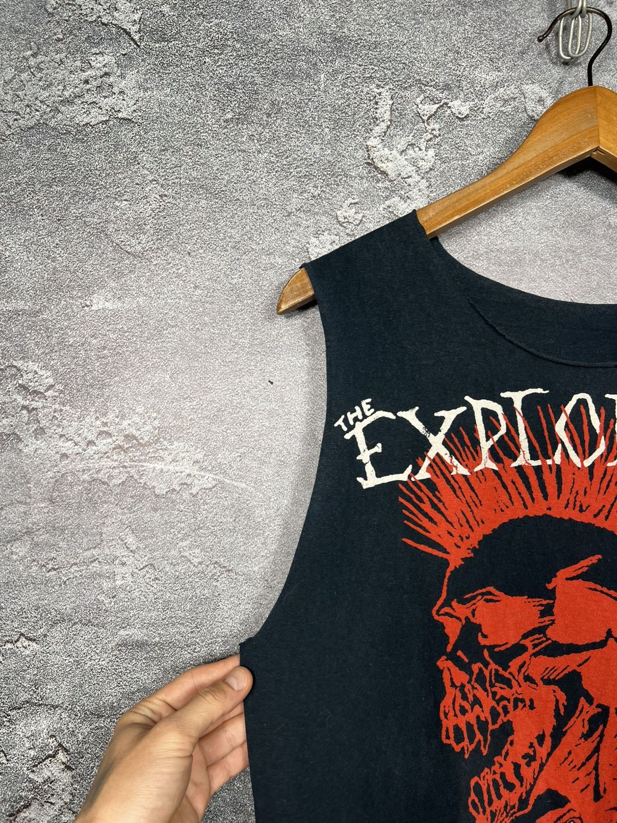 Band Tees Vintage The Exploited Tank Top Sleeves Size M Size US M / EU 48-50 / 2 - 5 Thumbnail