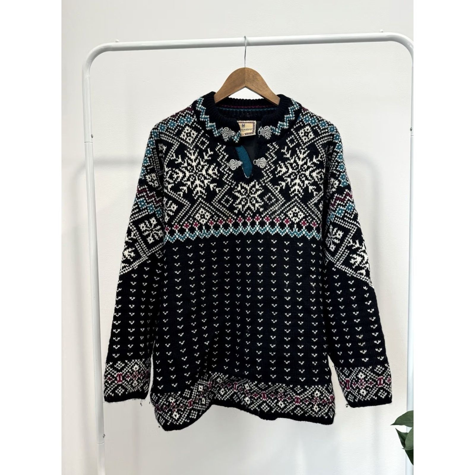 Dale Of Norway DALE OF NORWAY VINTAGE WOOL SWEATER BLACK M Mens Pullover Wool Knit 90s Retro Ski Winter Knitwear (Size M) Size US M / EU 48-50 / 2 - 2 Thumbnail