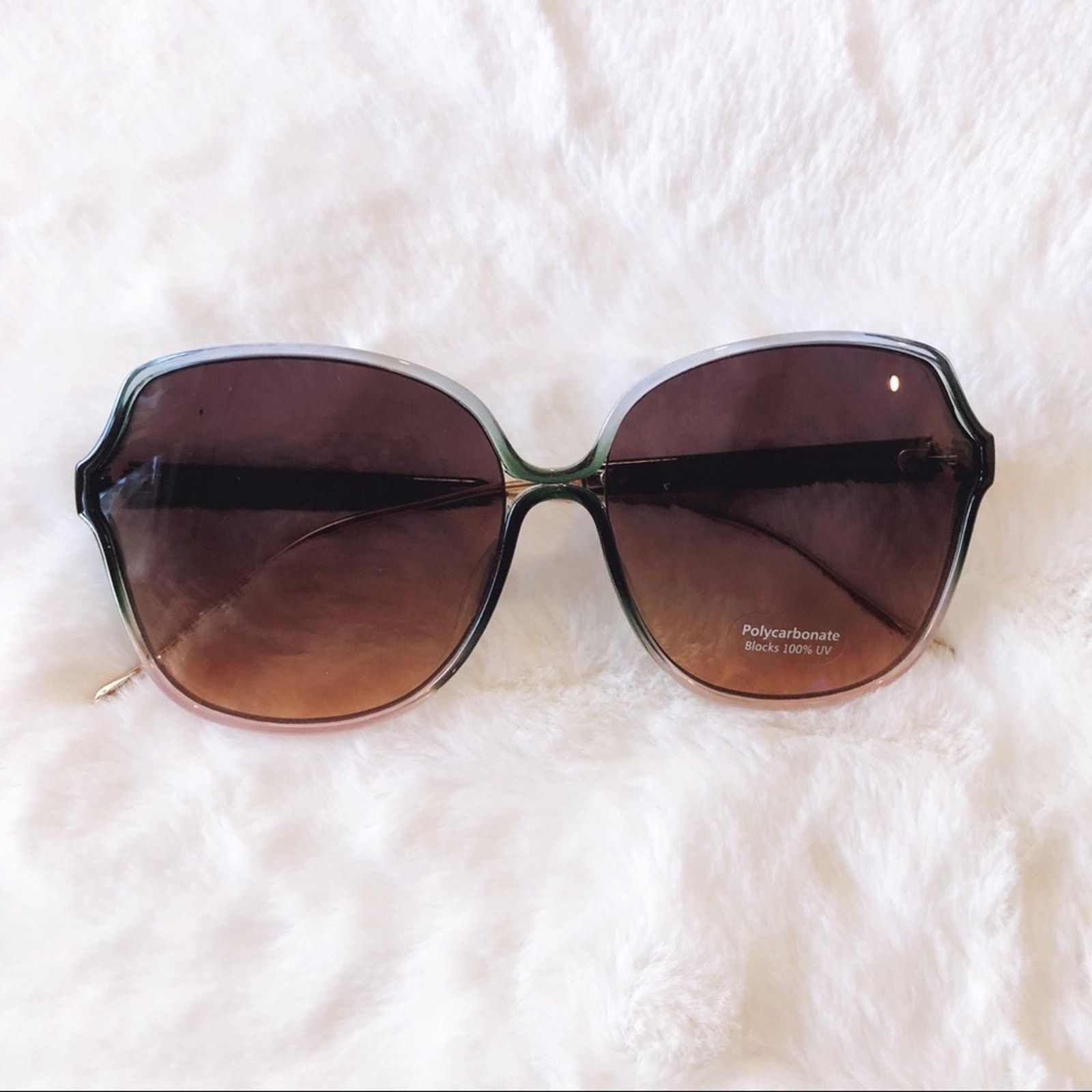 Other Charlotte Green Oversized Metal Round Sunglasses Size ONE SIZE - 1 Thumbnail