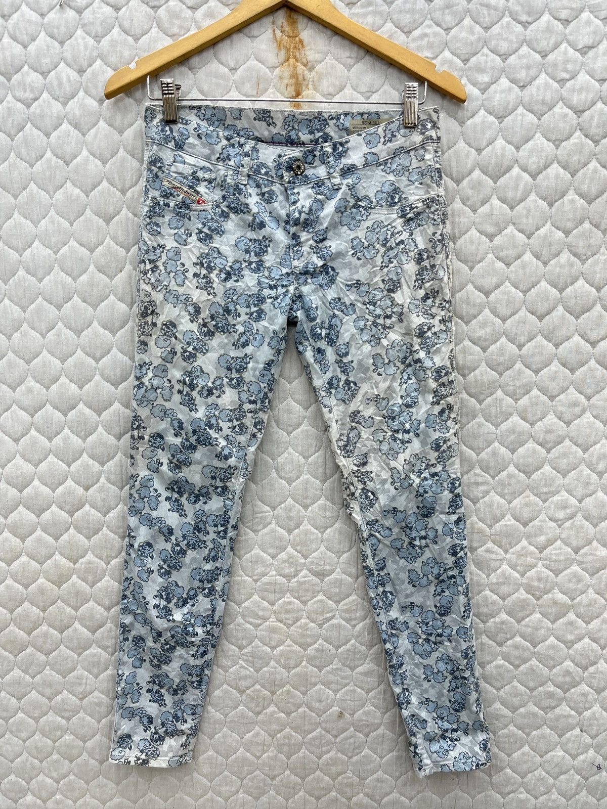 Diesel 🔥🔥🔥STEALS DIESEL SUPER SLIM JEGGING Size 28" / US 6 / IT 42 - 1 Thumbnail