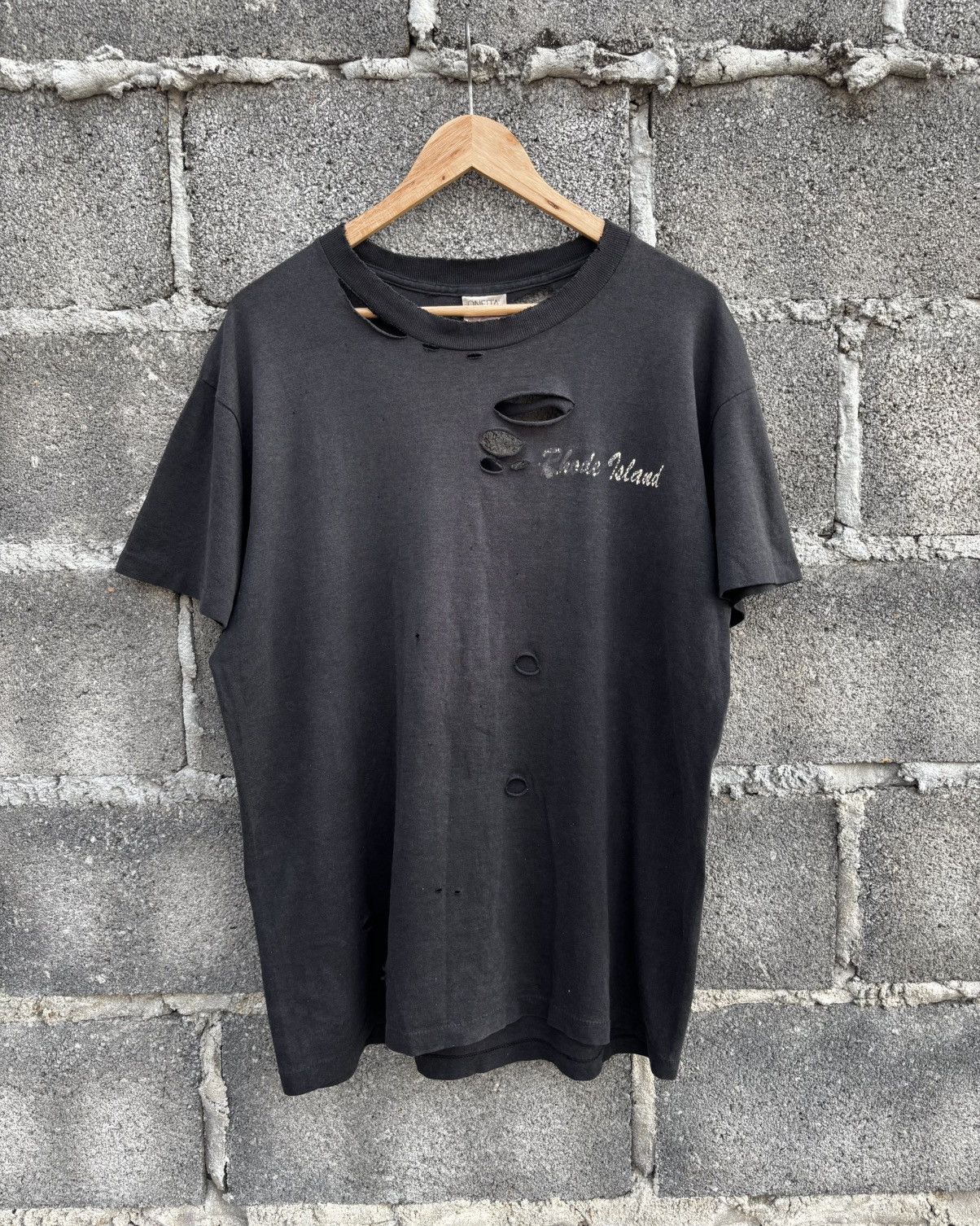 Vintage Thrashed Distressed Rhode Island Faded T-Shirt Grunge ERD Size US L / EU 52-54 / 3 - 4 Thumbnail