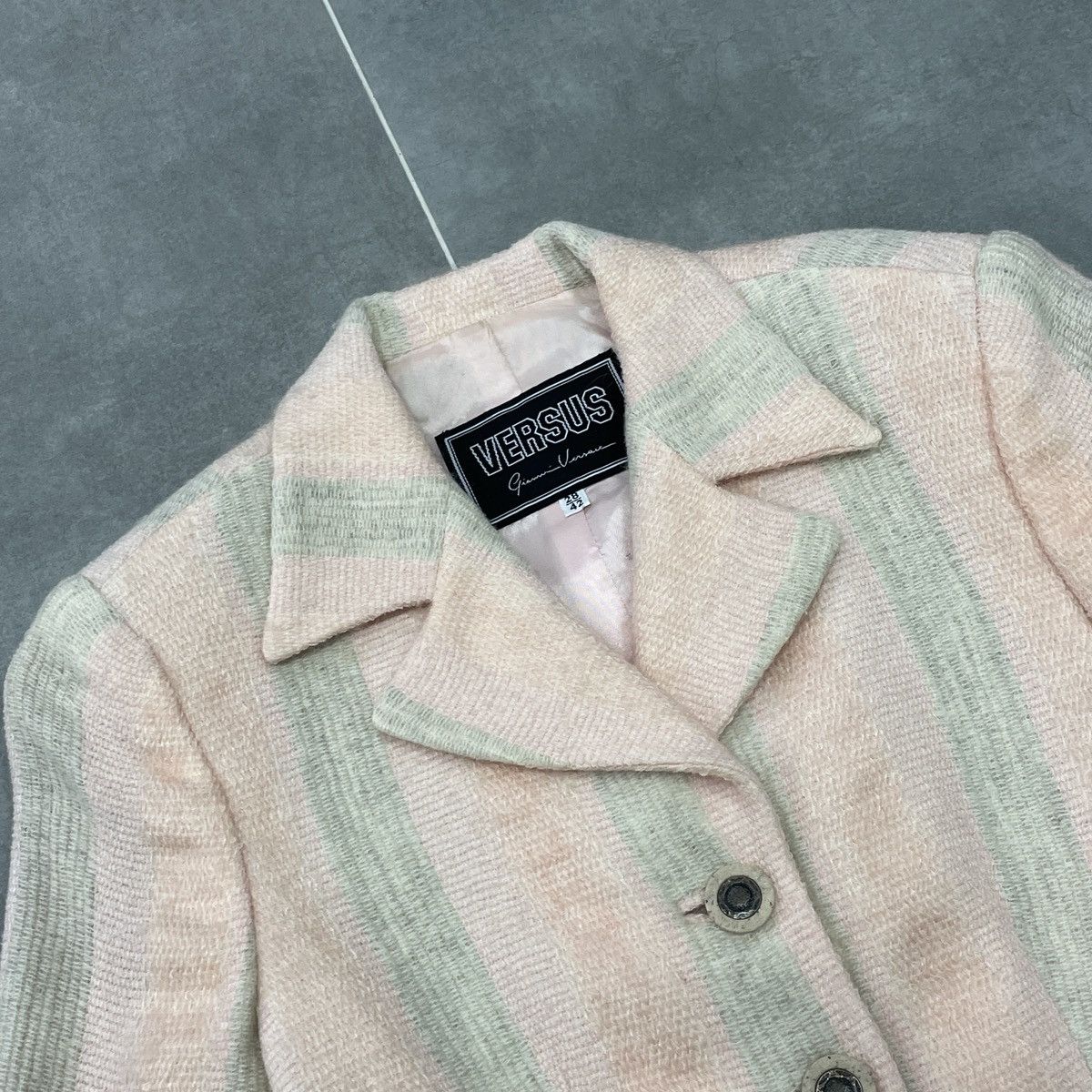 Versace × Vintage Vintage Gianni Versace Versus Women Wool Blazer Size XS Size XS / US 0-2 / IT 36-38 - 11 Thumbnail