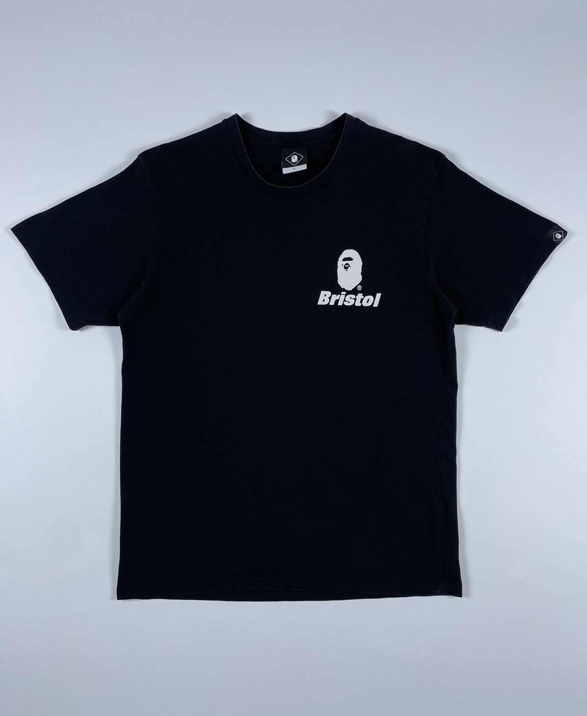 Bape × F.C. Real Bristol A Bathing Ape BAPE x F.C. Real Bristol Collab T-shirt Size US M / EU 48-50 / 2 - 2 Thumbnail