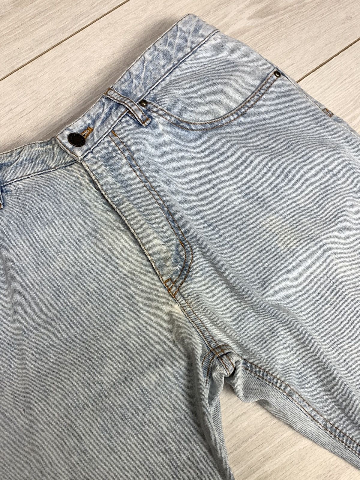 Louis Vuitton LOUIS VUITTON Pants Denim LV Embroidered leather Logo Size US 32 / EU 48 - 9 Thumbnail