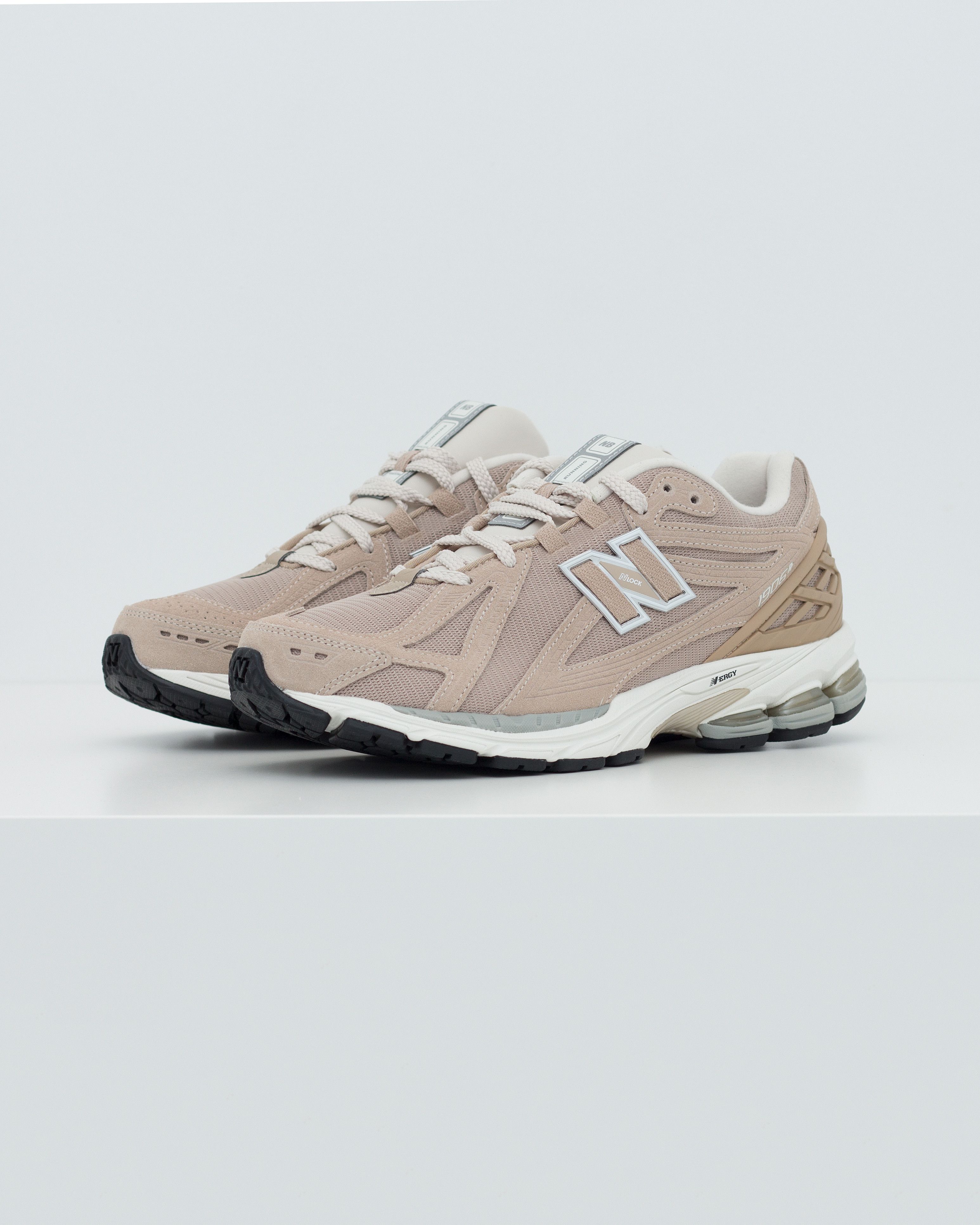 New Balance 1906R Mindful Grey M1906RW Size US 10 / EU 43 - 3 Thumbnail
