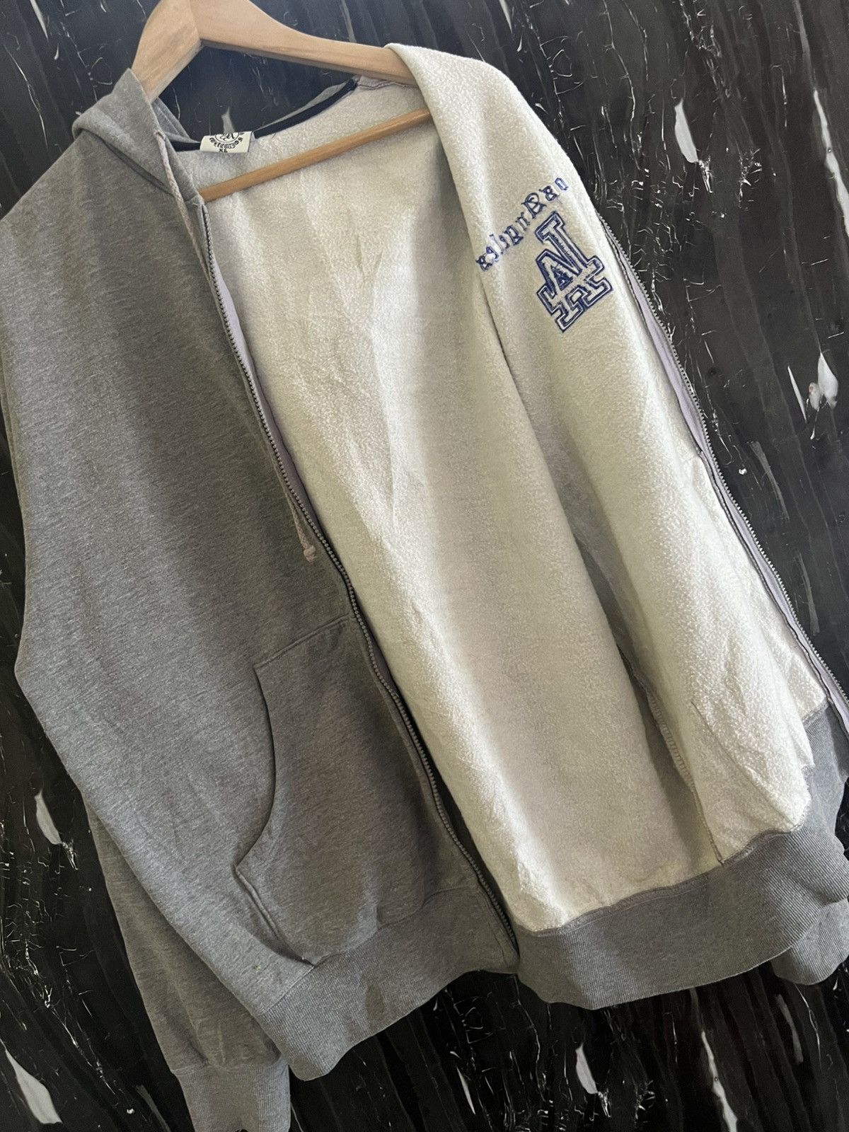 Los Angeles Apparel 🔥 Los Angeles Dodgers Zip Hoodie –Classic LA Streetwear Vibe Size US XL / EU 56 / 4 - 6 Thumbnail