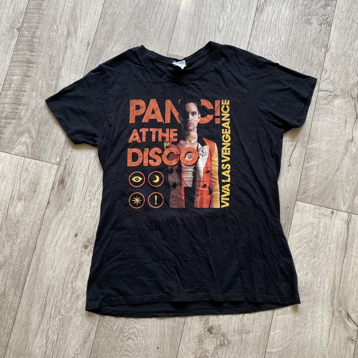 Band Tees PANIC AT THE DISCO BAND VIVA LAS VENGEANCE T SHIRT Size US M / EU 48-50 / 2 - 1 Thumbnail