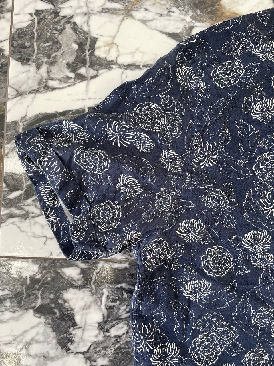 Ted Baker Ted Baker shirt with Blue floral print, Size 5 Size US L / EU 52-54 / 3 - 7 Thumbnail