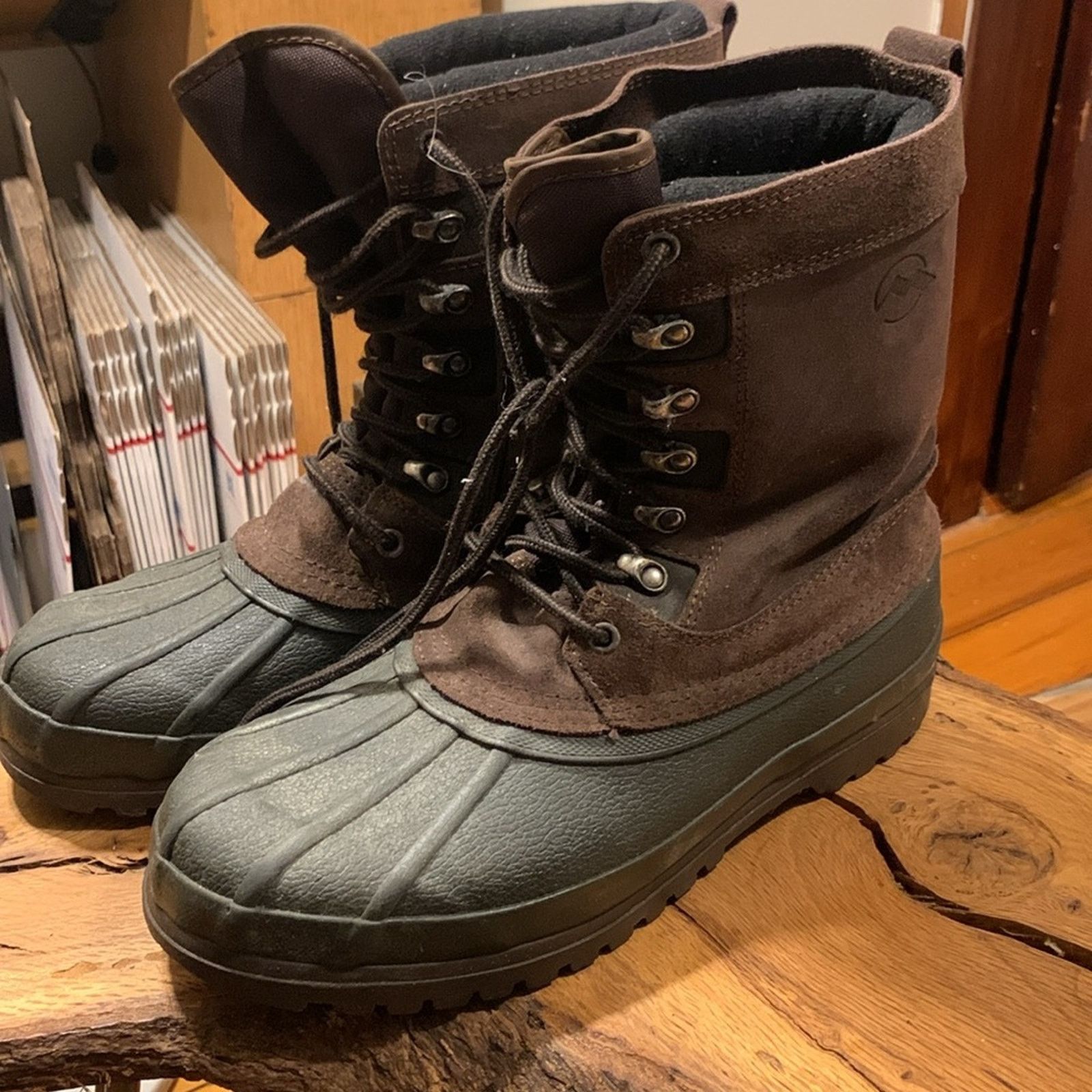 Donner Mountain steel shank 10” insulated work outdoor boots