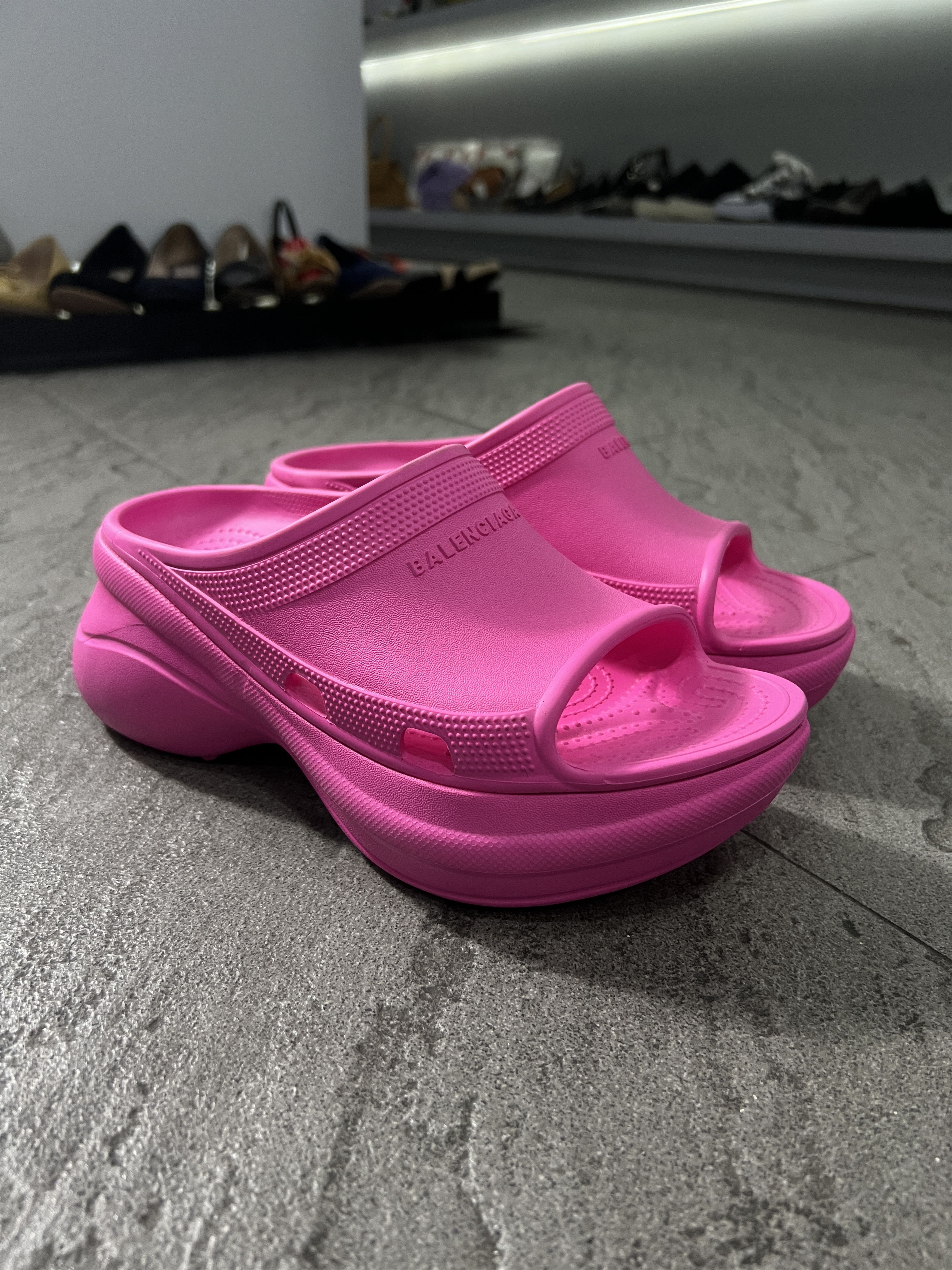 Balenciaga × Crocs Balenciaga X Crocs Platform Slide Pink EU38 Size US 8 / IT 38 - 5 Thumbnail