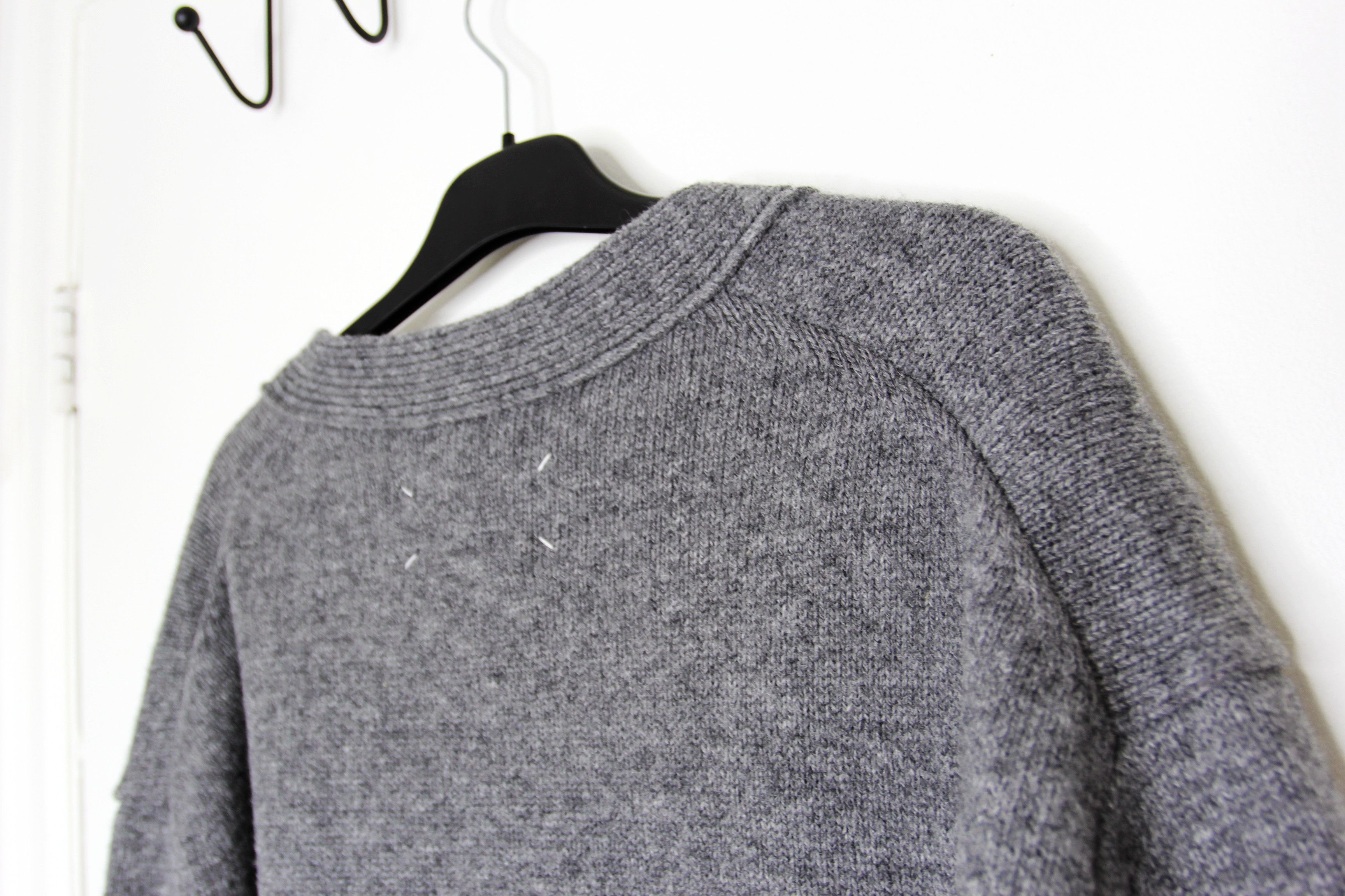 Maison Margiela BNWT AW24 MAISON MARGIELA V NECK ELBOW PATCH CARDIGAN XL Size US XL / EU 56 / 4 - 6 Thumbnail