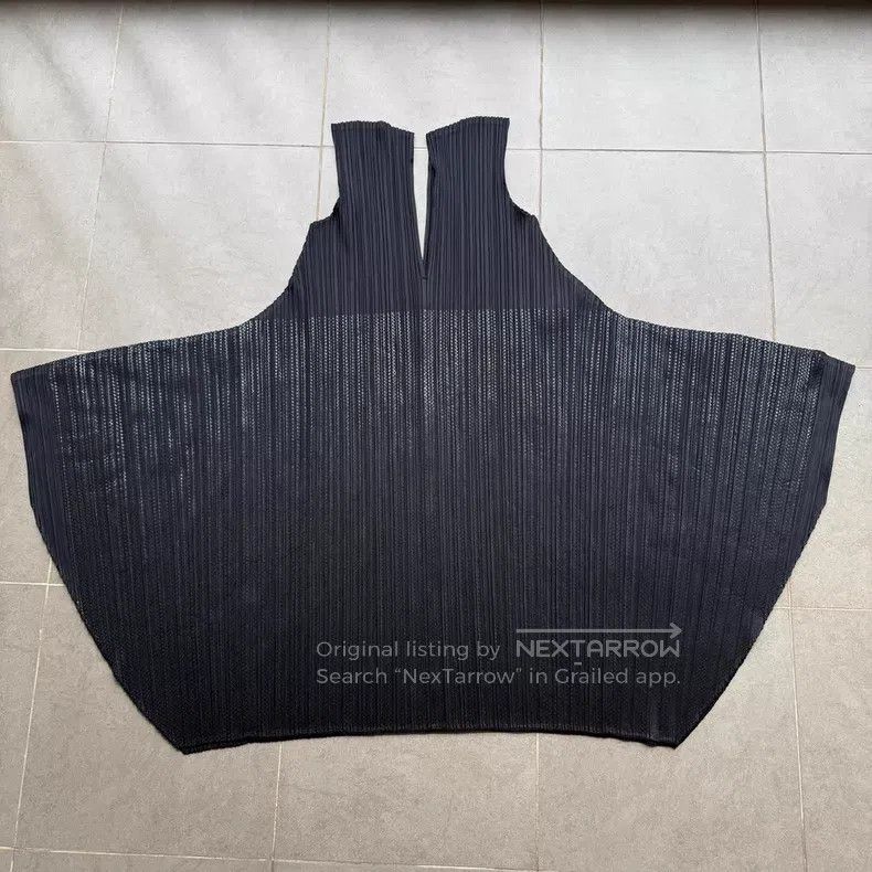 Issey Miyake Issey Miyake Manta Ray Deformable Dress Size XL / US 12-14 / IT 48-50 - 1 Thumbnail