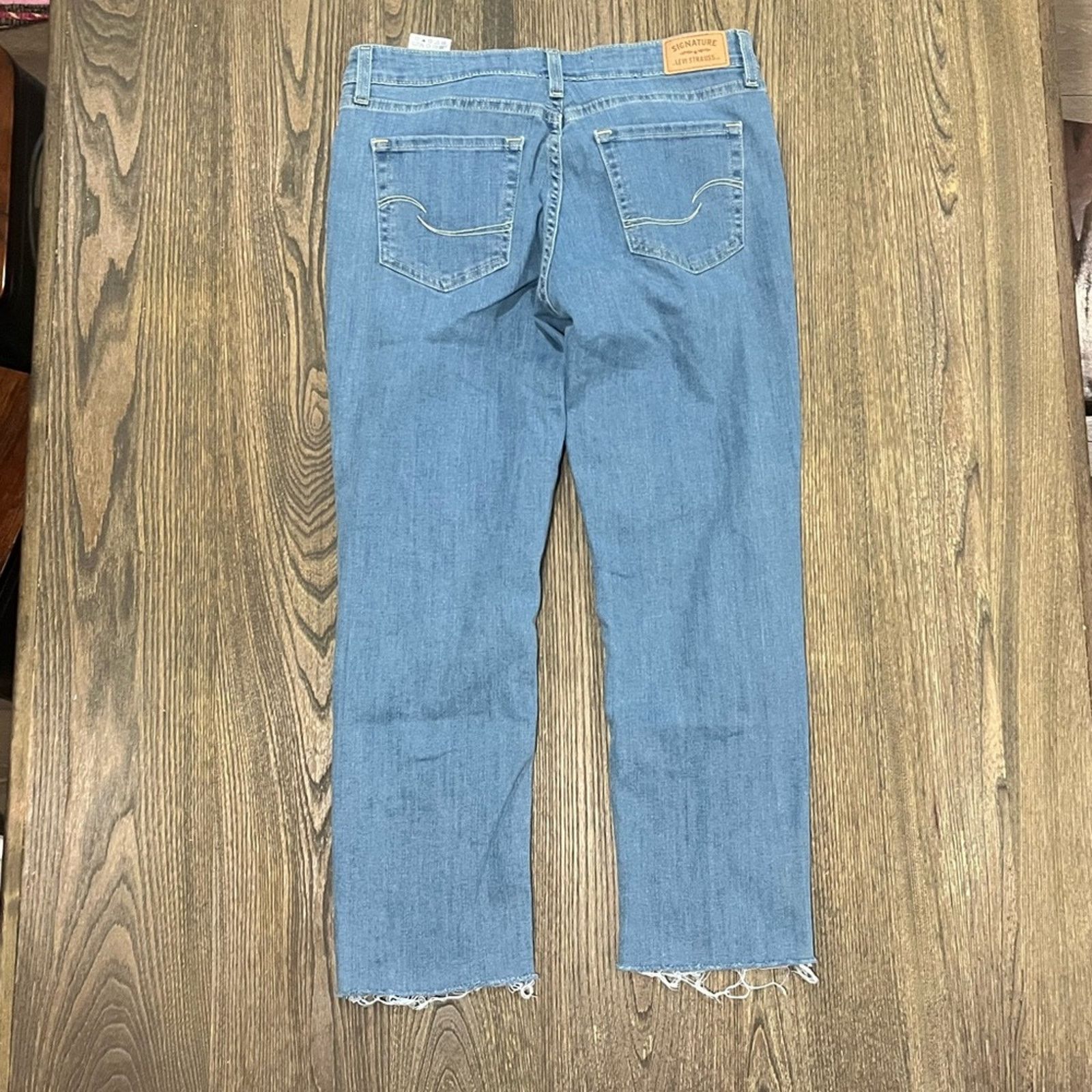 Levi's Levis Jeans Mid Rise Capris Boyfriend Distressed Denim Size 30" / US 8 / IT 44 - 10 Thumbnail