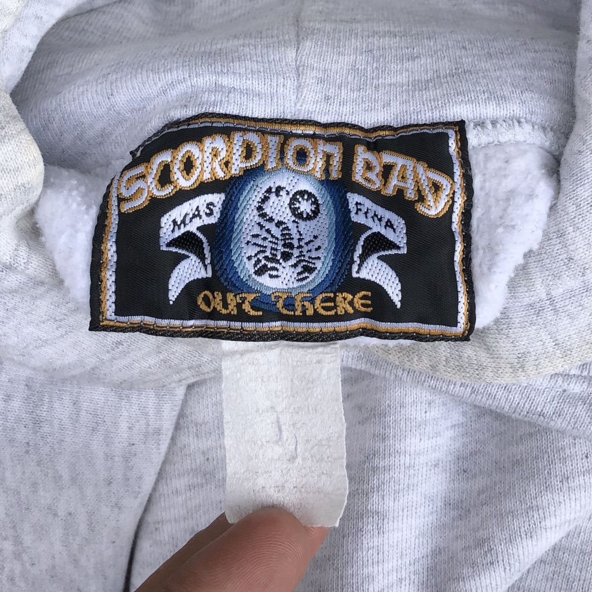 Vintage Vintage 90s Scorpion Sweatshirt Hoodie Size US M / EU 48-50 / 2 - 14 Thumbnail