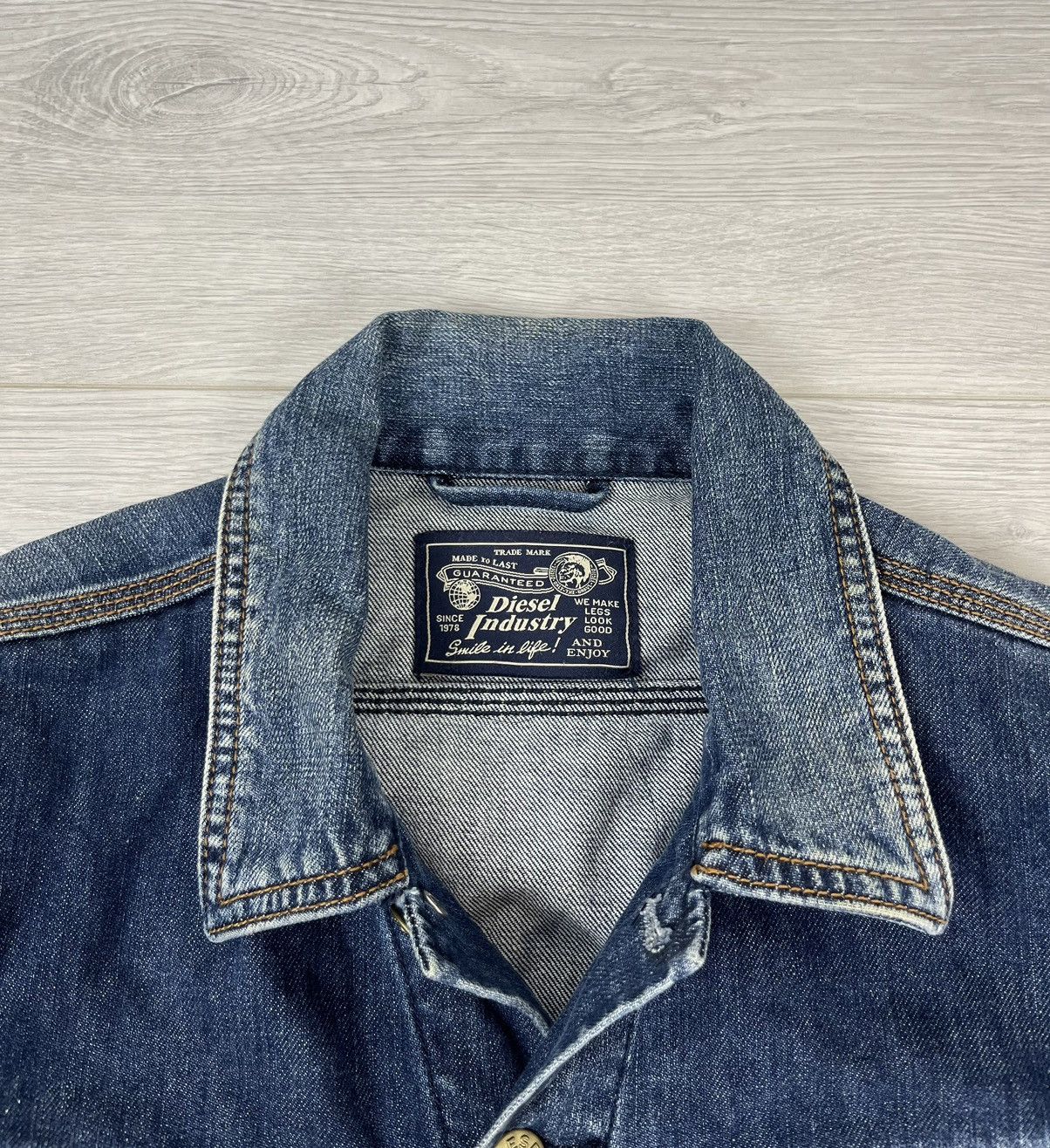Diesel × Vintage Diesel Vintage Y2K Denim Blue Trucker Jacket Size US M / EU 48-50 / 2 - 5 Thumbnail