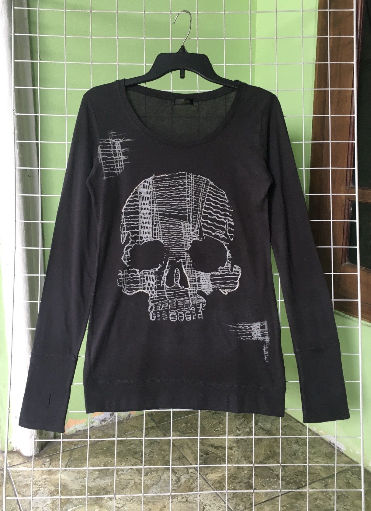 Barak Skull Longsleeve