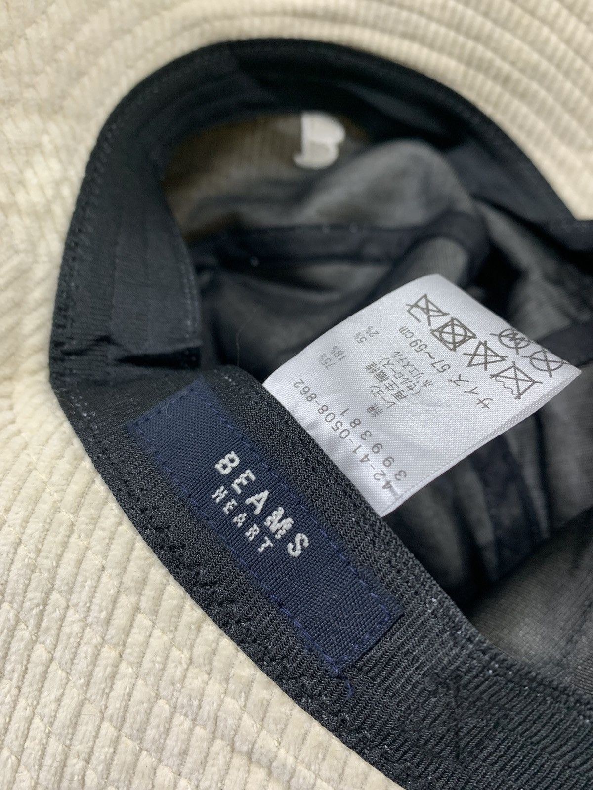 Beams Plus Beams logo B corduroy bucket Hats Size ONE SIZE - 4 Thumbnail