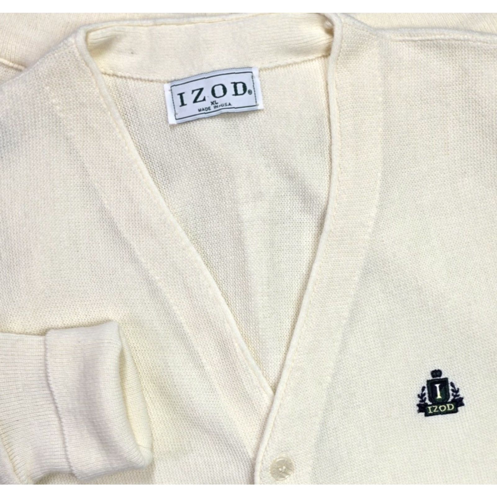 Izod VINTAGE IZOD Cardigan Sweater 80s White Large Men Long Sleeve Knitted Logo Buttons Classic Casual - Mens Size US L / EU 52-54 / 3 - 2 Thumbnail