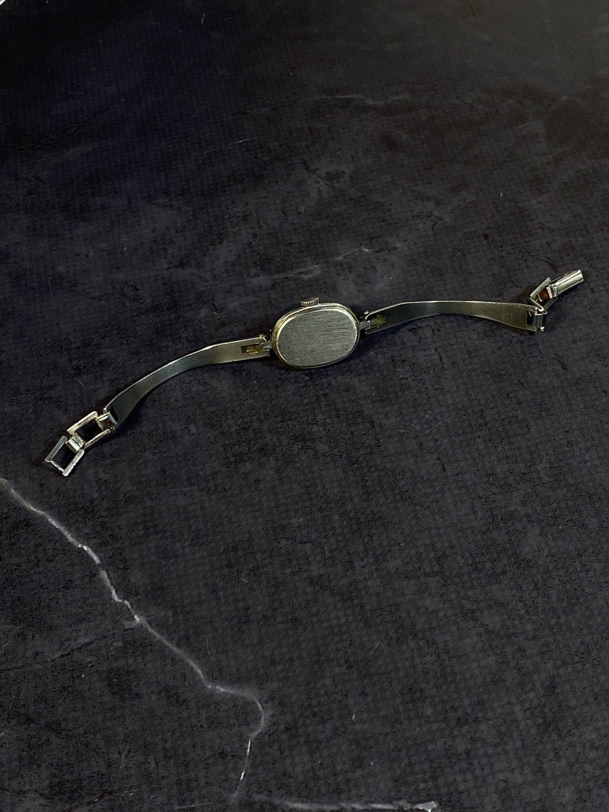 Jewelry Vintage Luch Silver Oval Watch - Retro Charm Size ONE SIZE - 7 Thumbnail