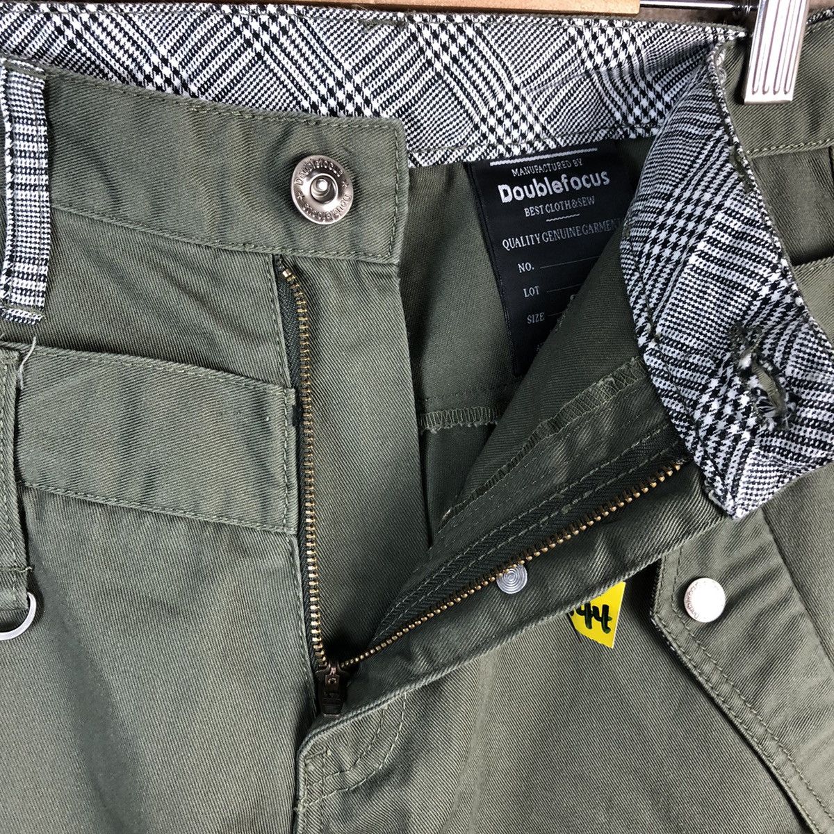 Japanese Brand DL Double Focus Green utility Cargo Multipocket Pants #A2544 Size US 29 - 14 Thumbnail