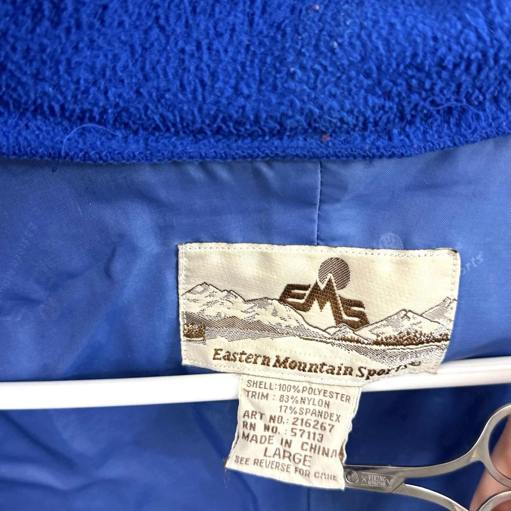 Eastern Mountain Sports VINTAGE EASTERN MOUNTAIN SPORTS Jacket Mens Large Blue Fleece Outdoor Hiking Bomber Full Zip Mid-Length Regular Blue Mens Size US L / EU 52-54 / 3 - 7 Thumbnail