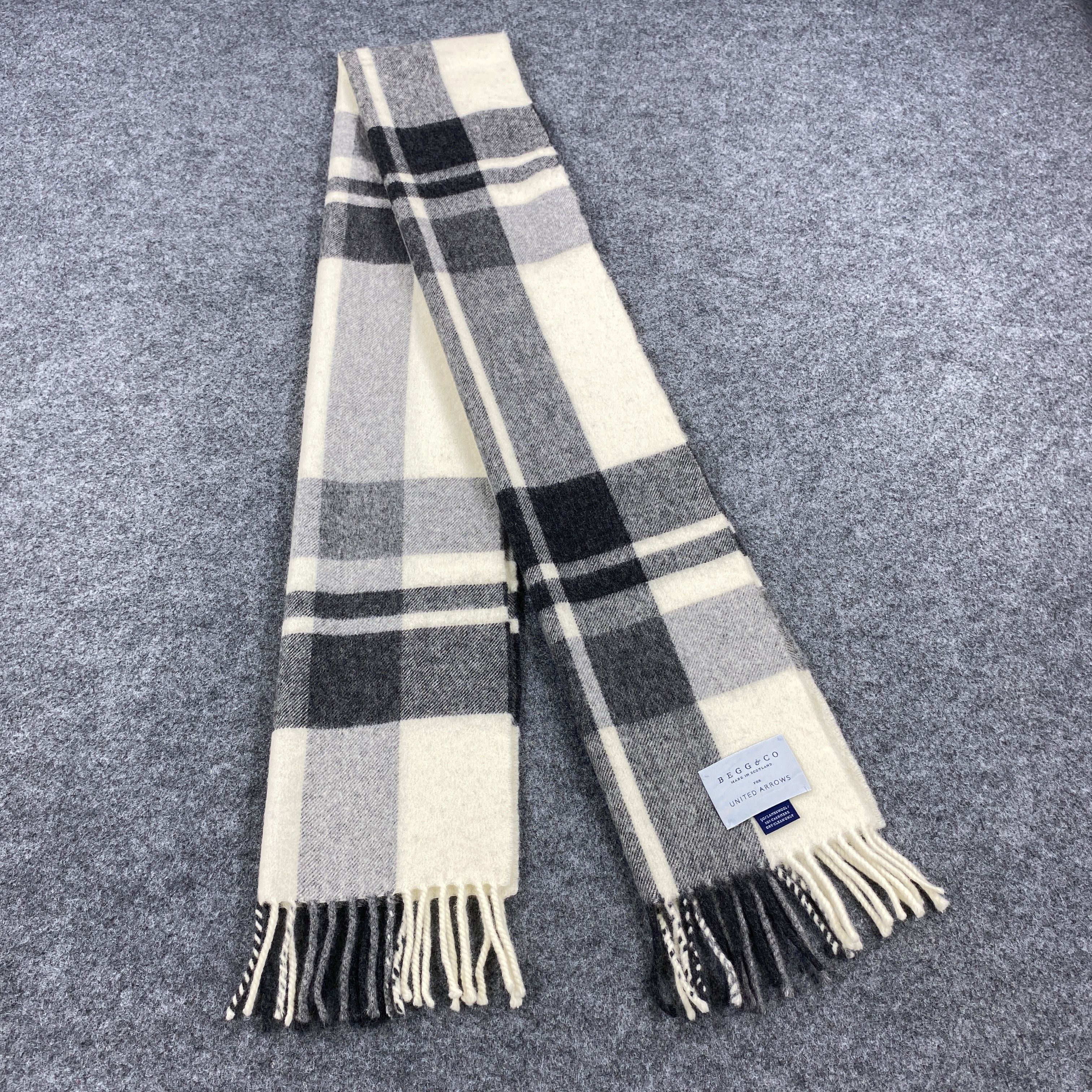 Begg x Co × Vintage GF10687 Begg & Co. Scarf Neck Wear Muffler Nova Check Size ONE SIZE - 1 Thumbnail